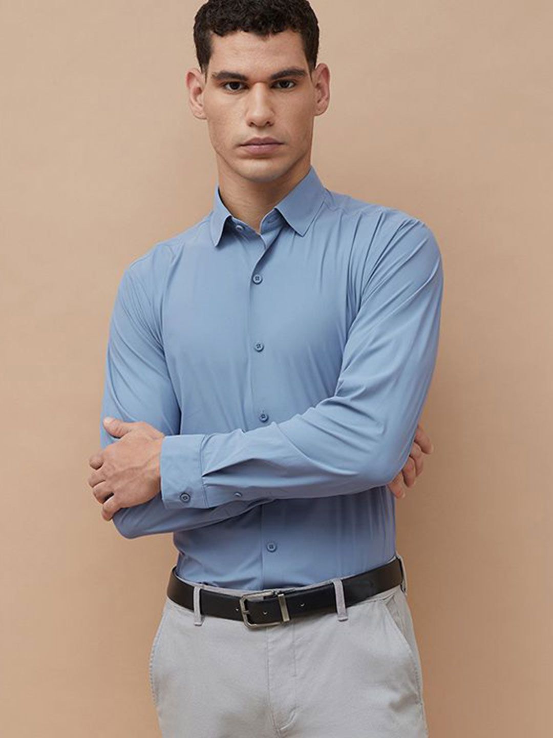 CODE by Lifestyle Men Slim Fit Solid Spread Collar Formal Shirt