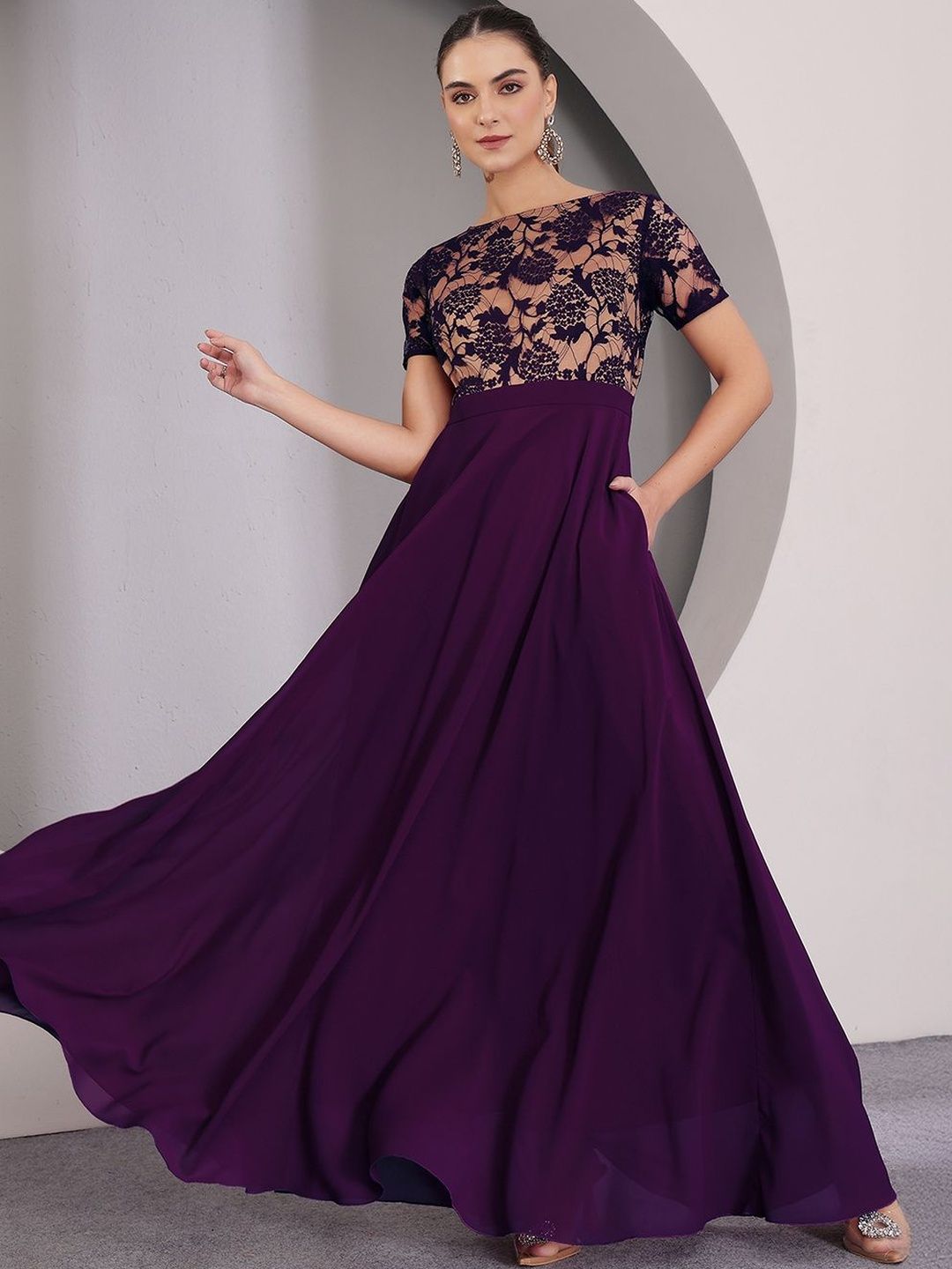 Buy Miss Chase Women Round Neck Half Sleeve Self Design Fit