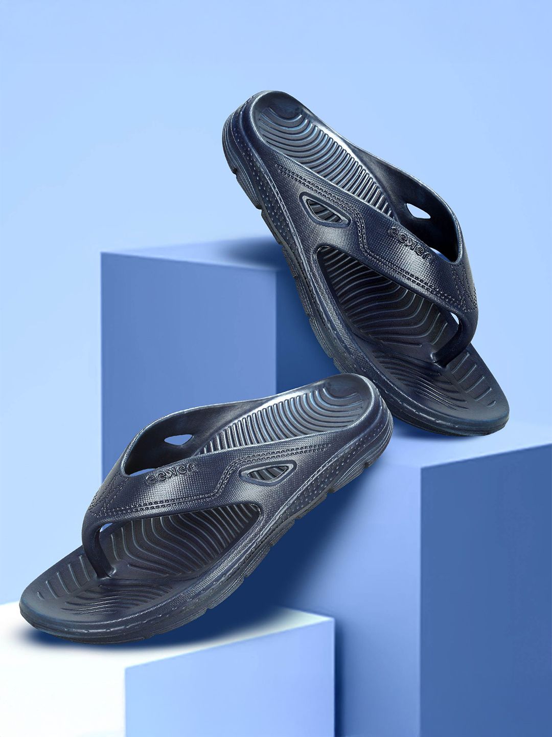 Paragon Eeken Men Solid Thong Eva Flip-Flops