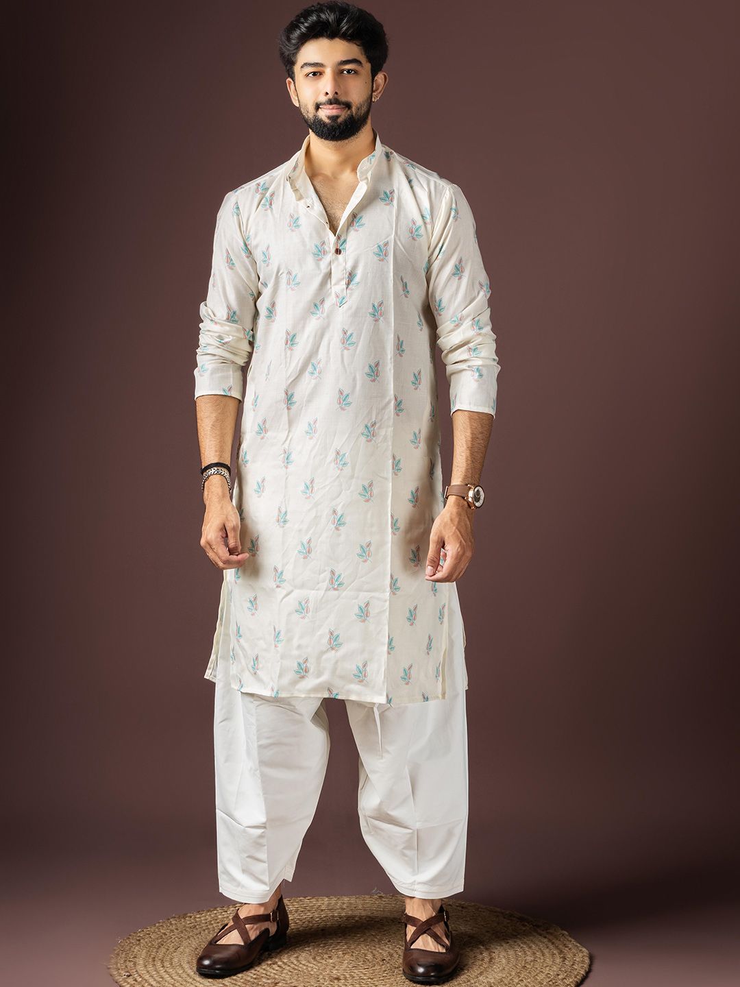 Rawayi Men Ethnic Motifs Embroidered Thread Work Kurta