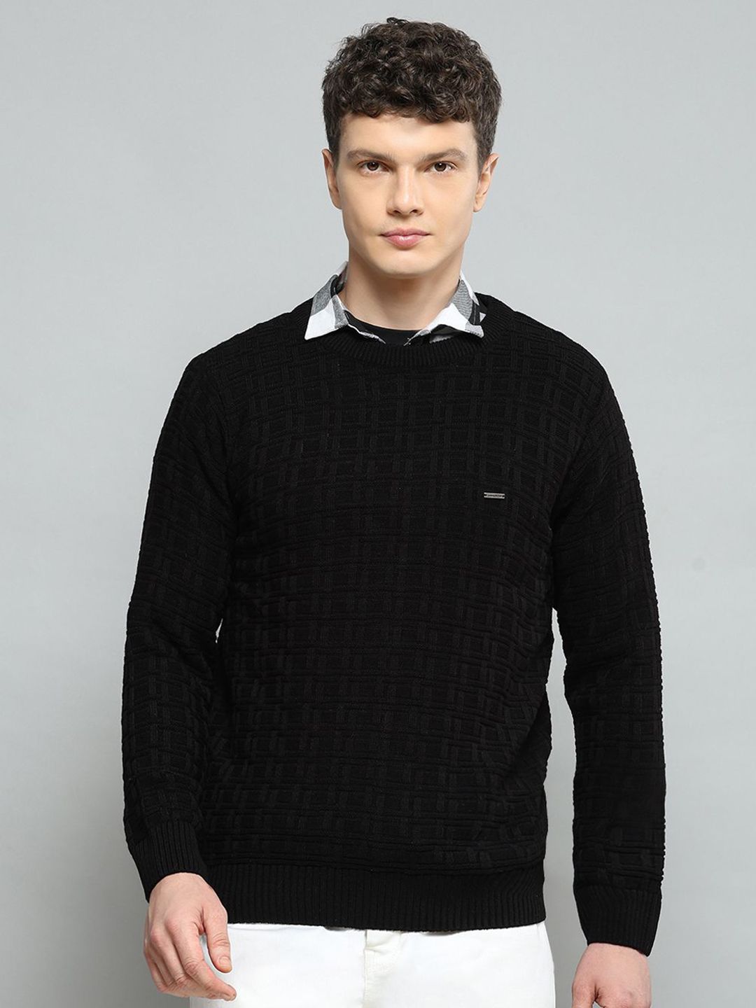 Cloak & Decker Men Solid Self Design Round Neck Full SleevePullover