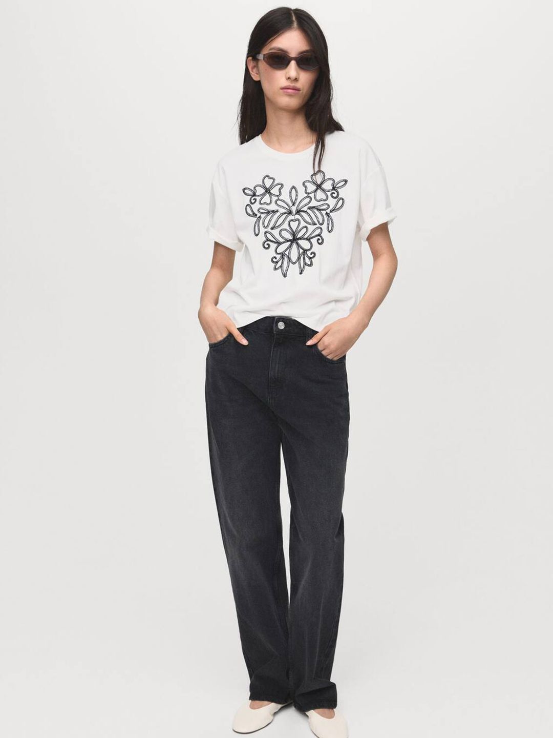Floral Embroidered Round Neck T-Shirt
