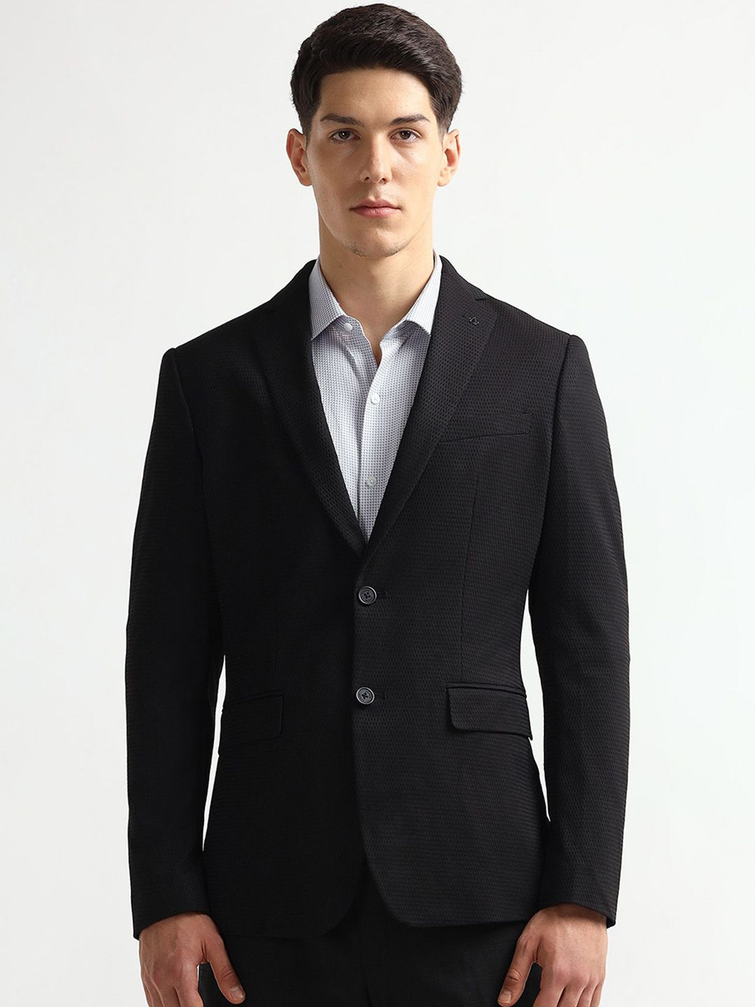 Arrow Textured Notched Lapel Long Sleeves Slim Fit Blazer