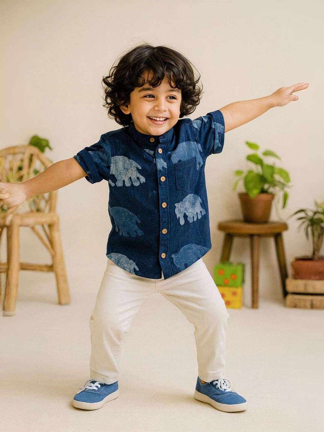Urban Birdie Boys Comfort Animal Printed Mandarin Collar Casual Shirt