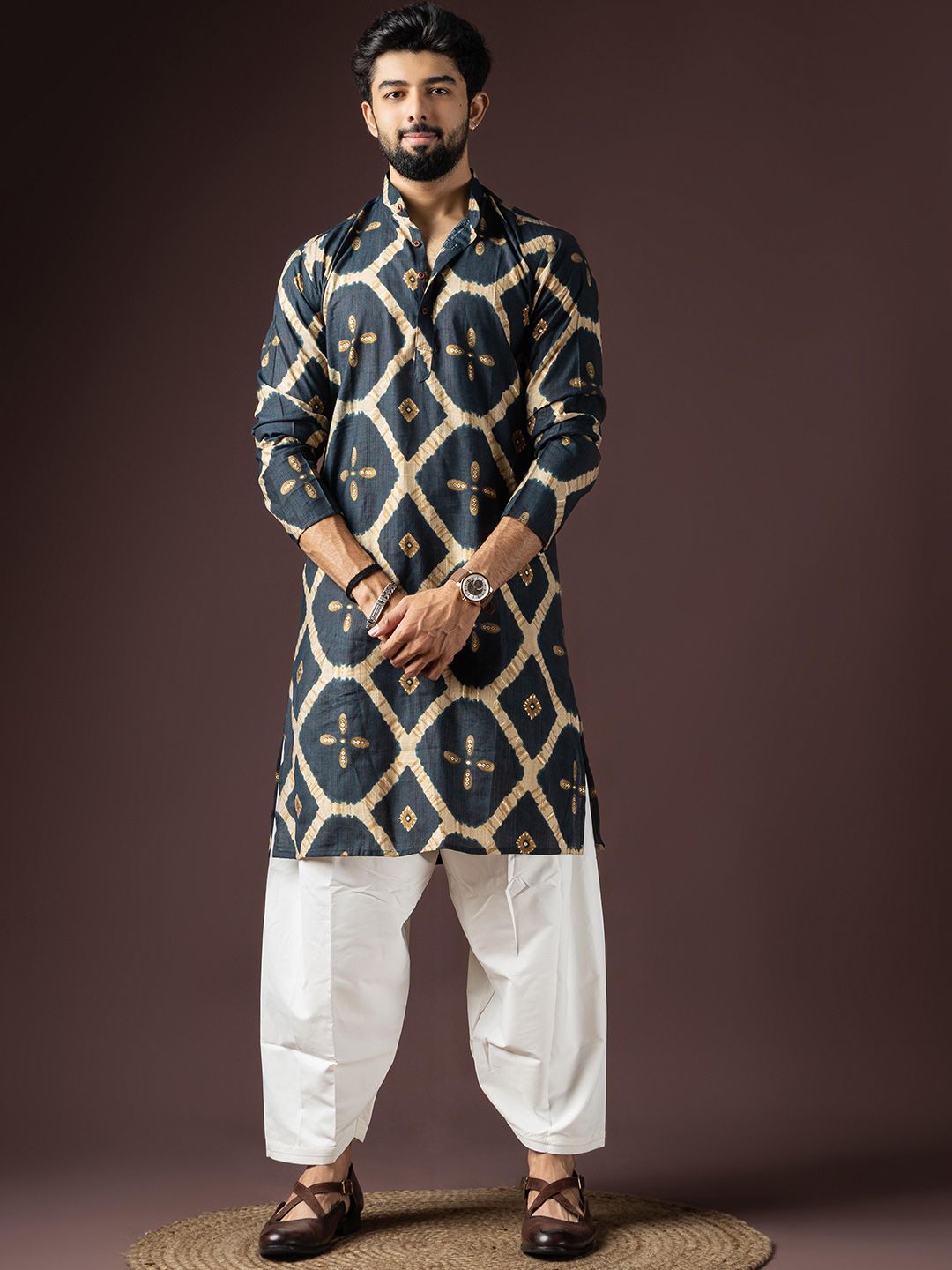 Rawayi Men Geometric Printed Festive Straight Kurta