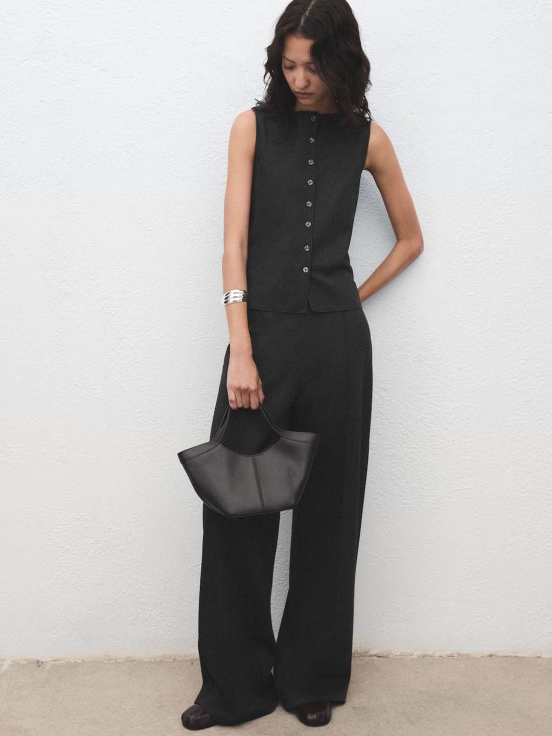 Solid Sleeveless Waistcoat