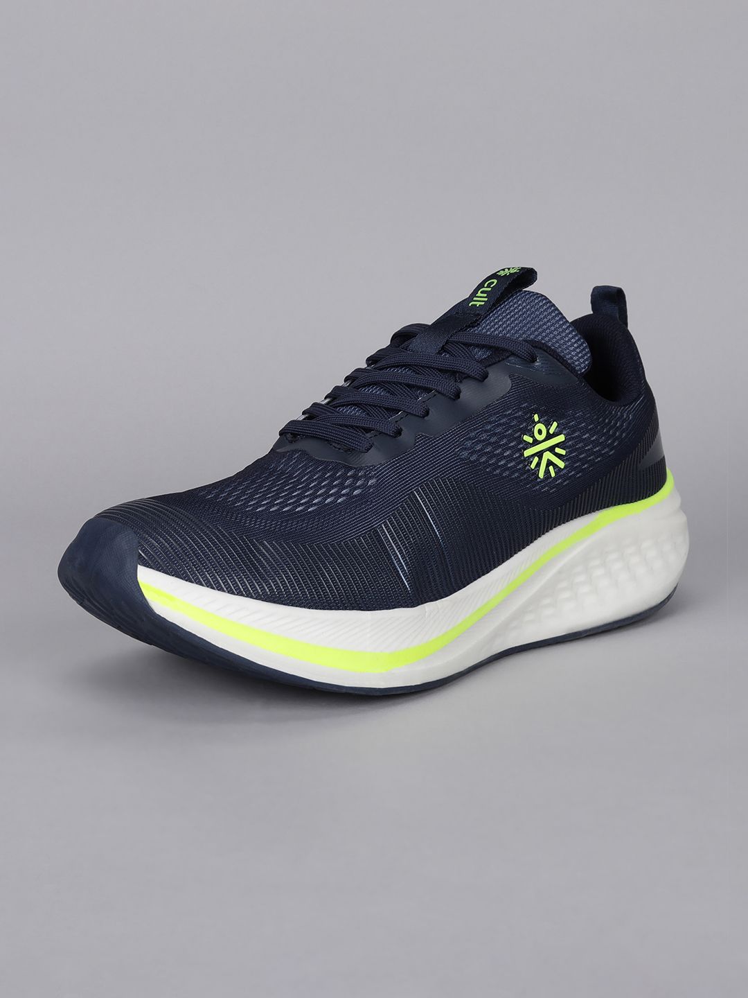 yuuu.　36 Buy CULT Men Typhon Running Shoes - Black & Turquoise - Sports