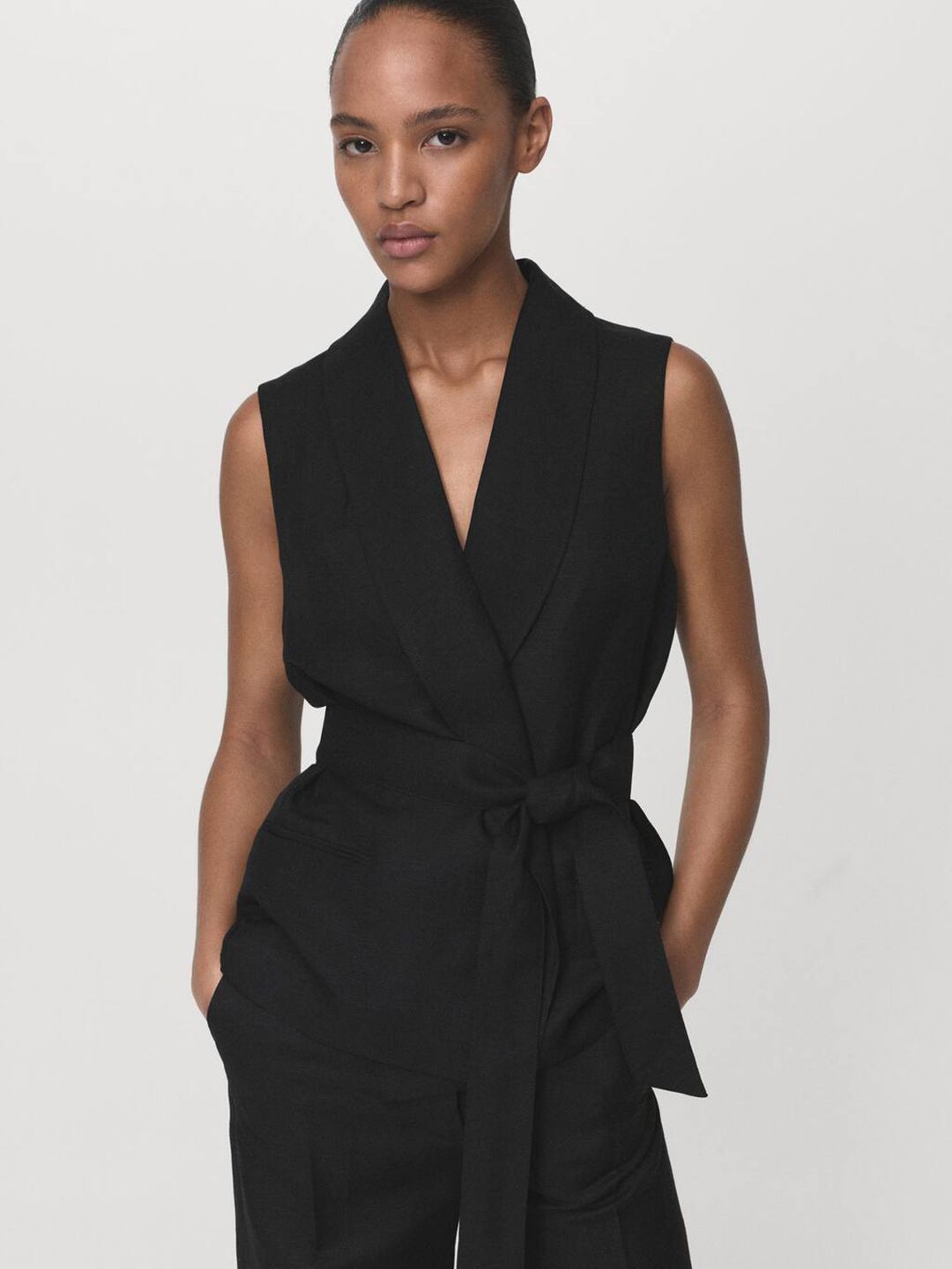 Lapel Collar Waistcoat With Belt