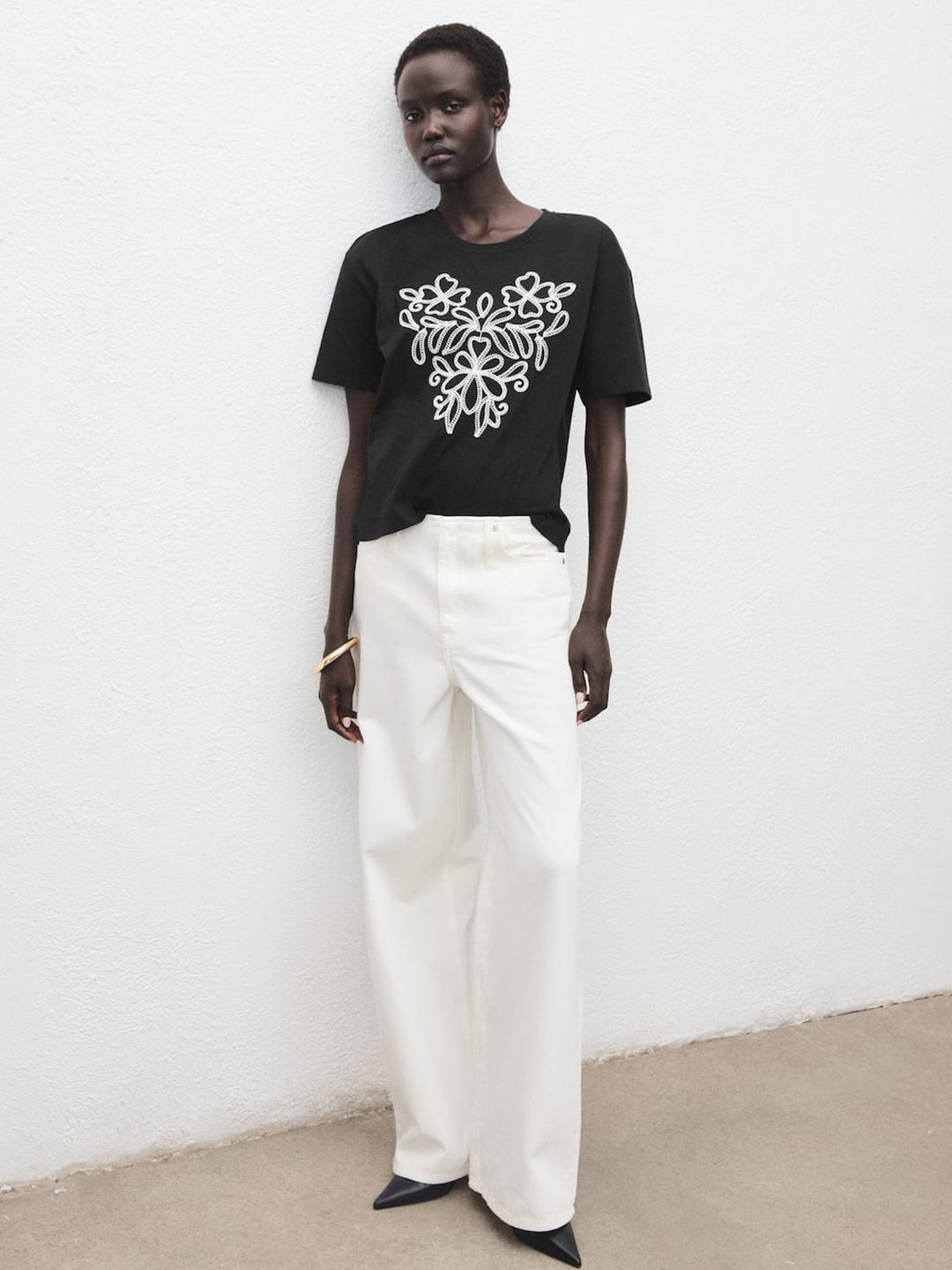 Floral Embroidered Drop-Shoulder Sleeves Relaxed Cotton T-shirt