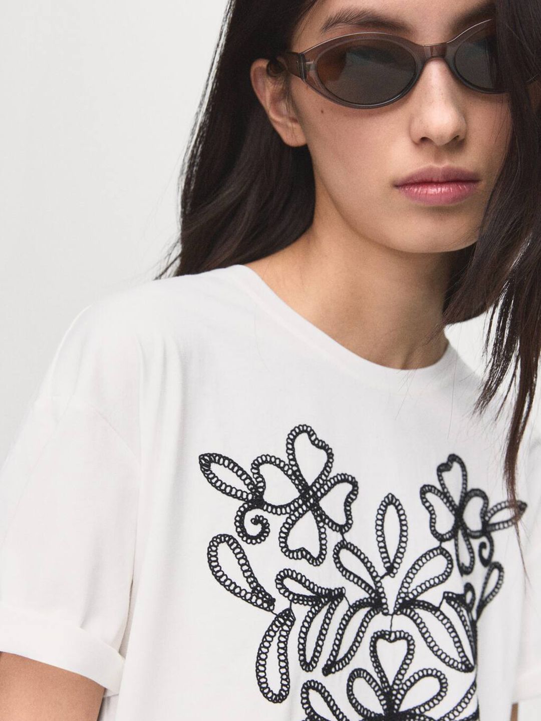Floral Embroidered Round Neck T-Shirt
