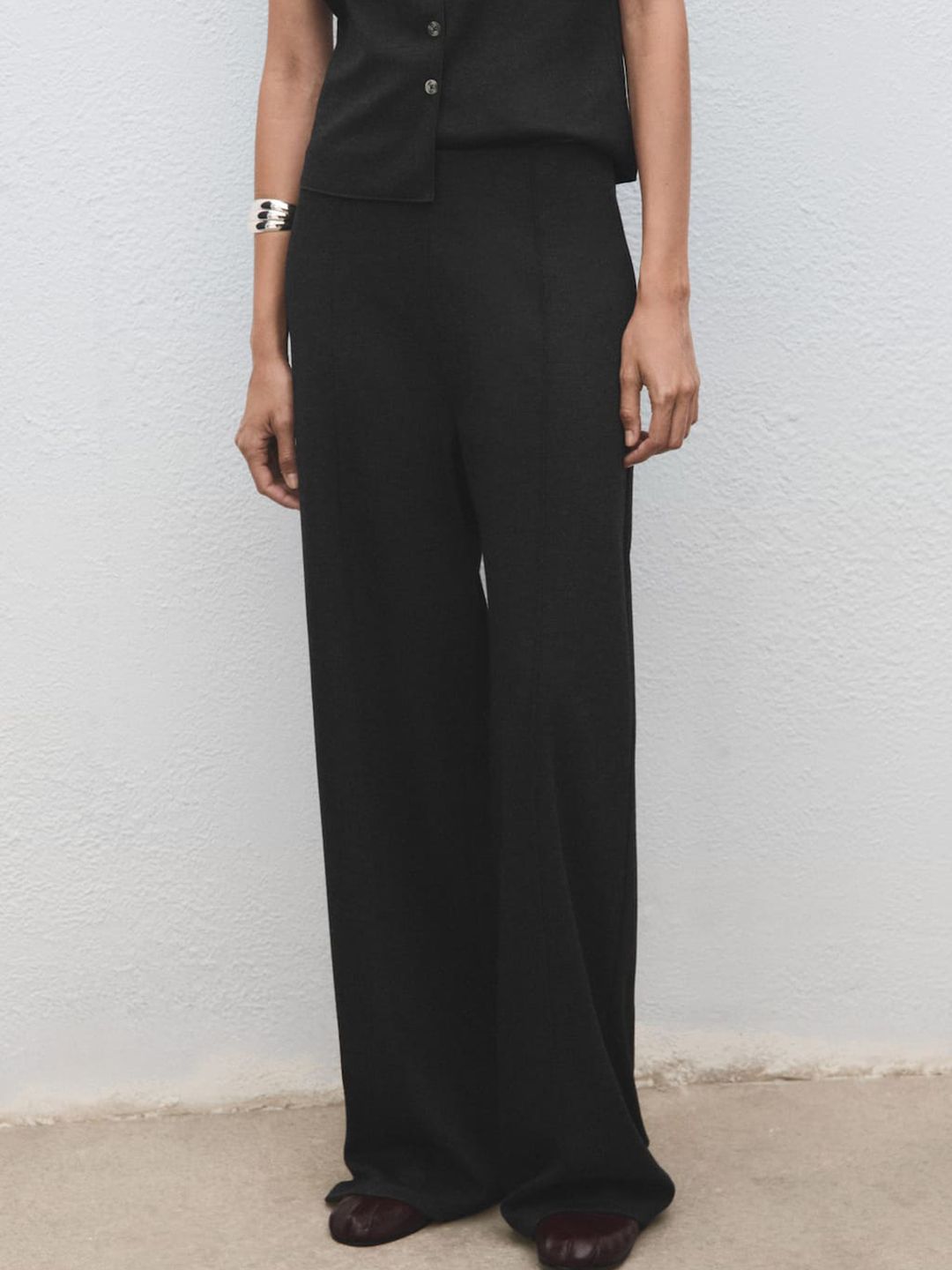 MANGO Women Straight Fit Pleated Trousers deal from myntra MANGO Women Straight Fit Pleated Trousers deal from myntra