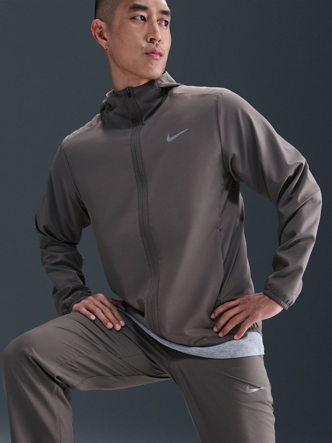 Buy Nike Form Men Dri-FIT Hooded Versatile Jacket - Jackets for