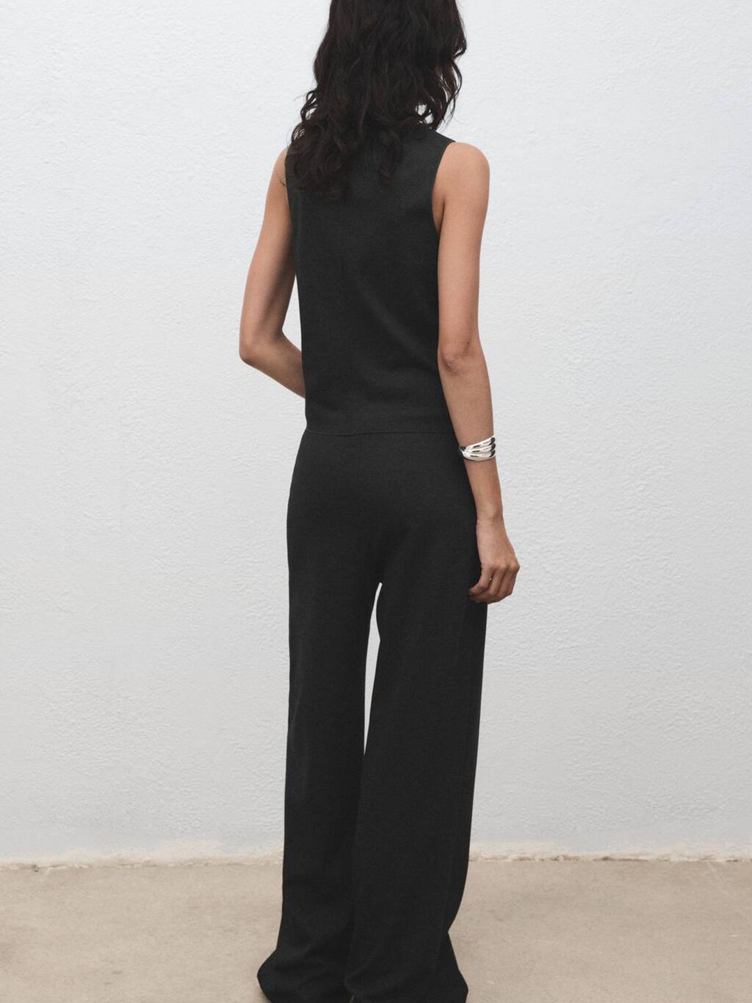 Solid Sleeveless Waistcoat