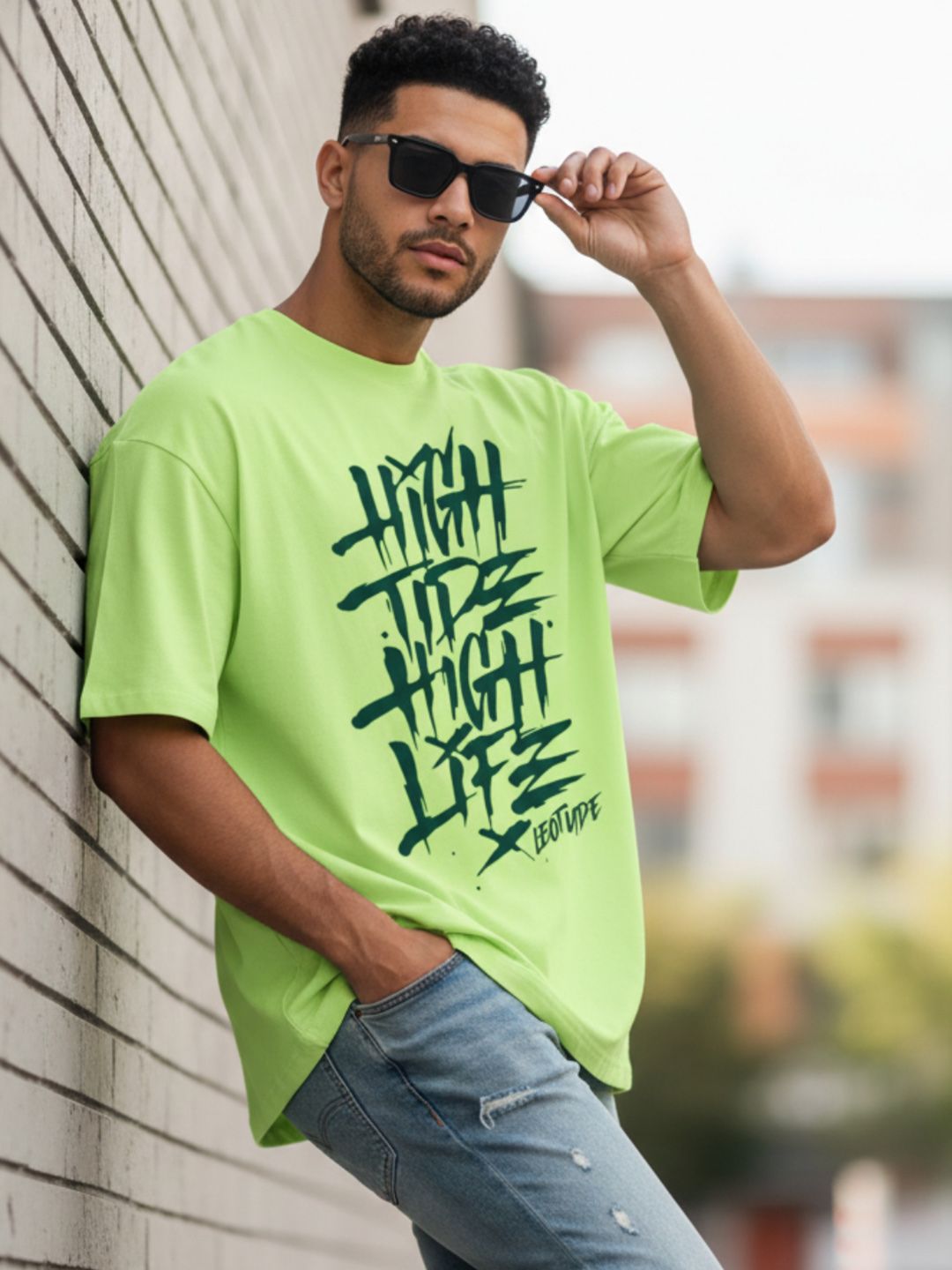 Leotude Typography Printed Round Neck Oversized T-shirt