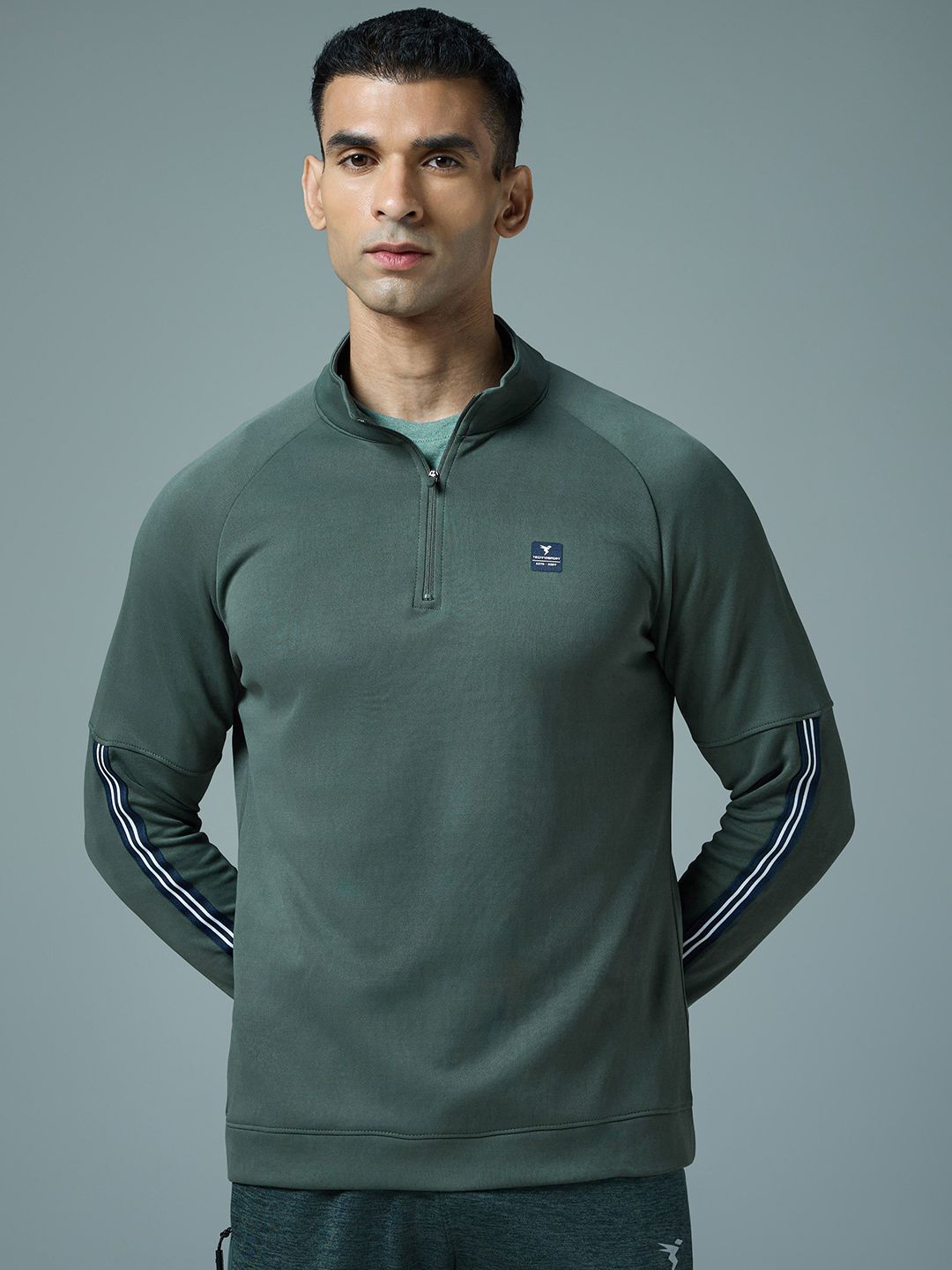 Buy Technosport Men Solid Slim Fit Mock Neck Sports Sweatshirt