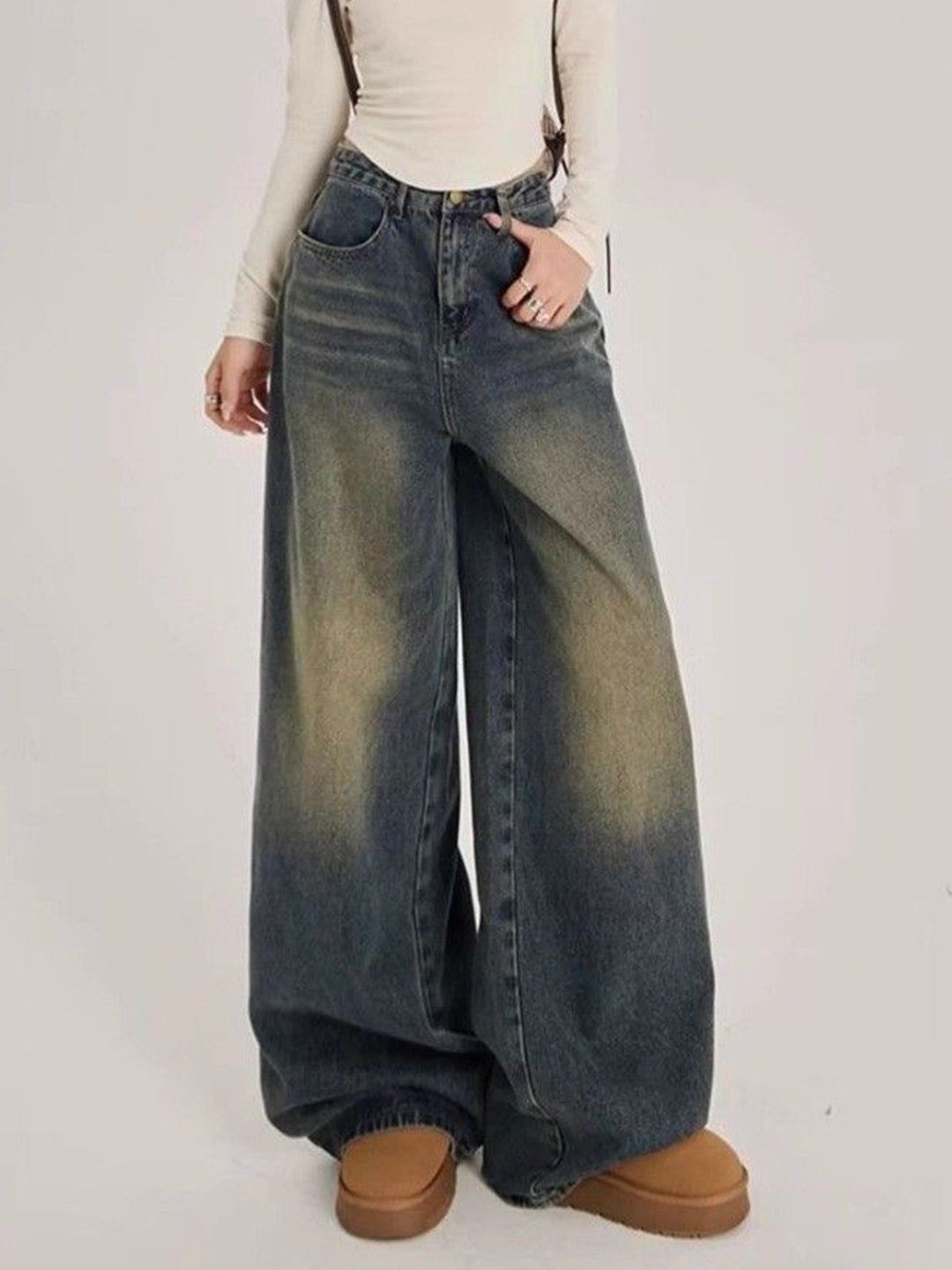 StyleCast x Revolte StyleCast x Revolte Women Baggy Fit Mid-Rise Medium Fade Jeans