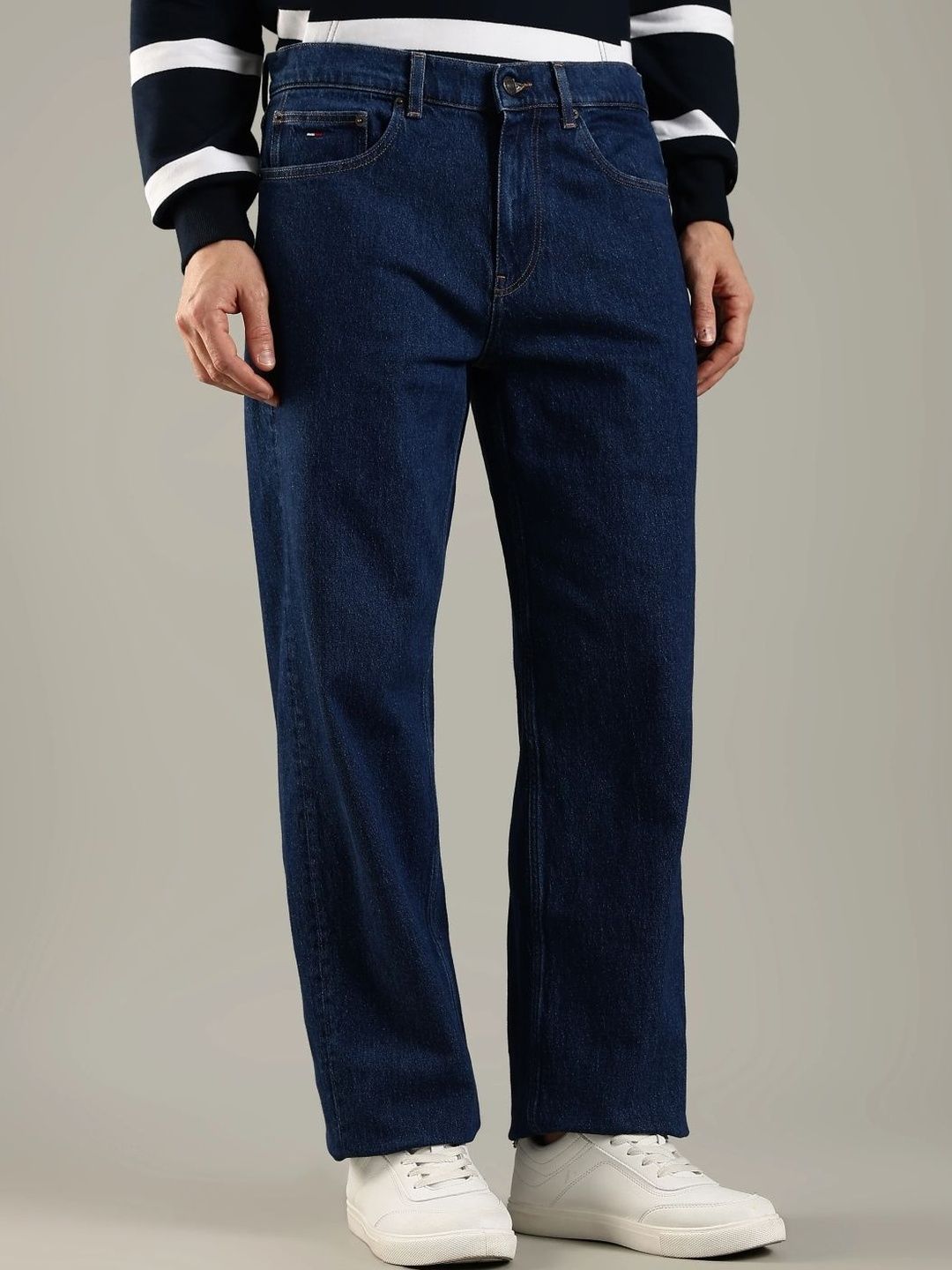 Relaxed Fit Mid-Rise Jeans