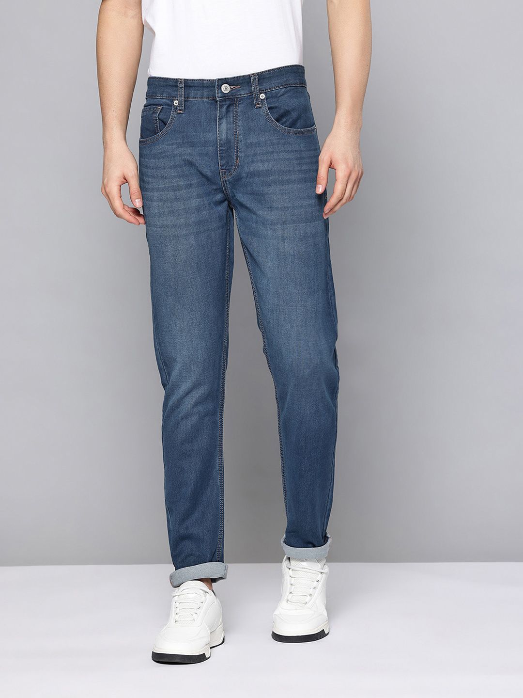 Flying Machine Flying Machine Men Slim Tapered Fit Mid-Rise Light Fade Stretchable Jeans