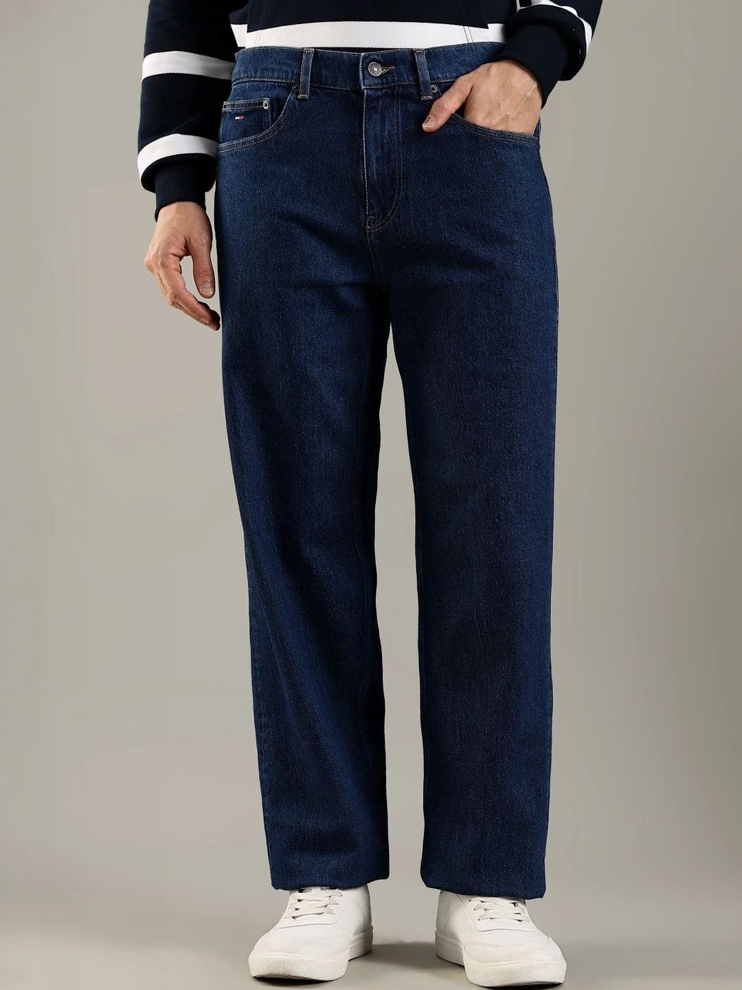 Relaxed Fit Mid-Rise Jeans