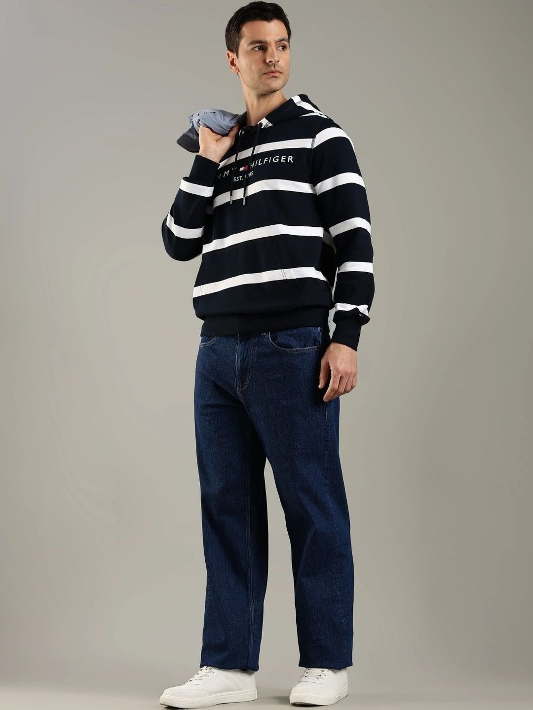 Relaxed Fit Mid-Rise Jeans