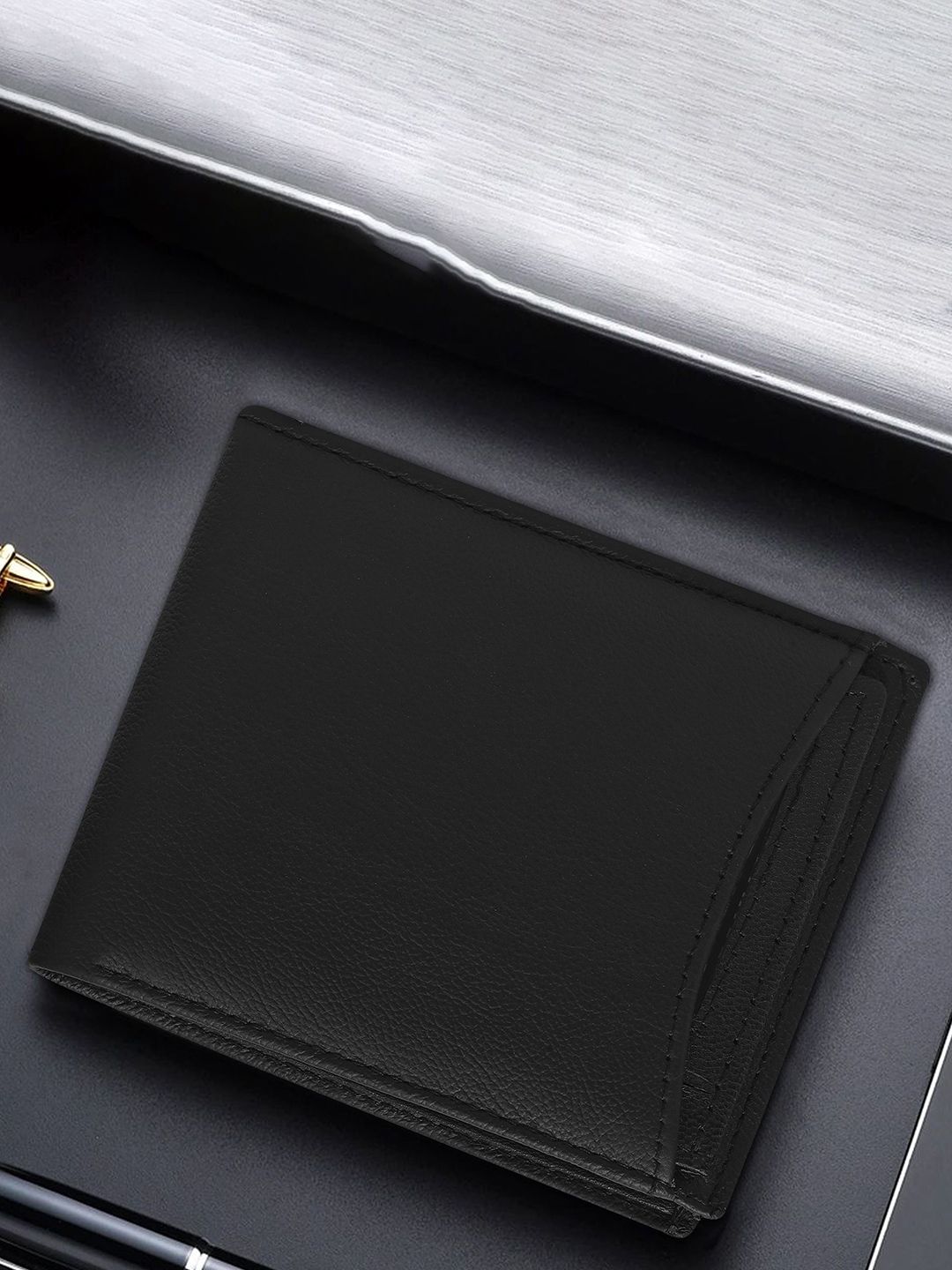 K-Lite Men Textured Leather Detachable Flap Two Fold Wallet