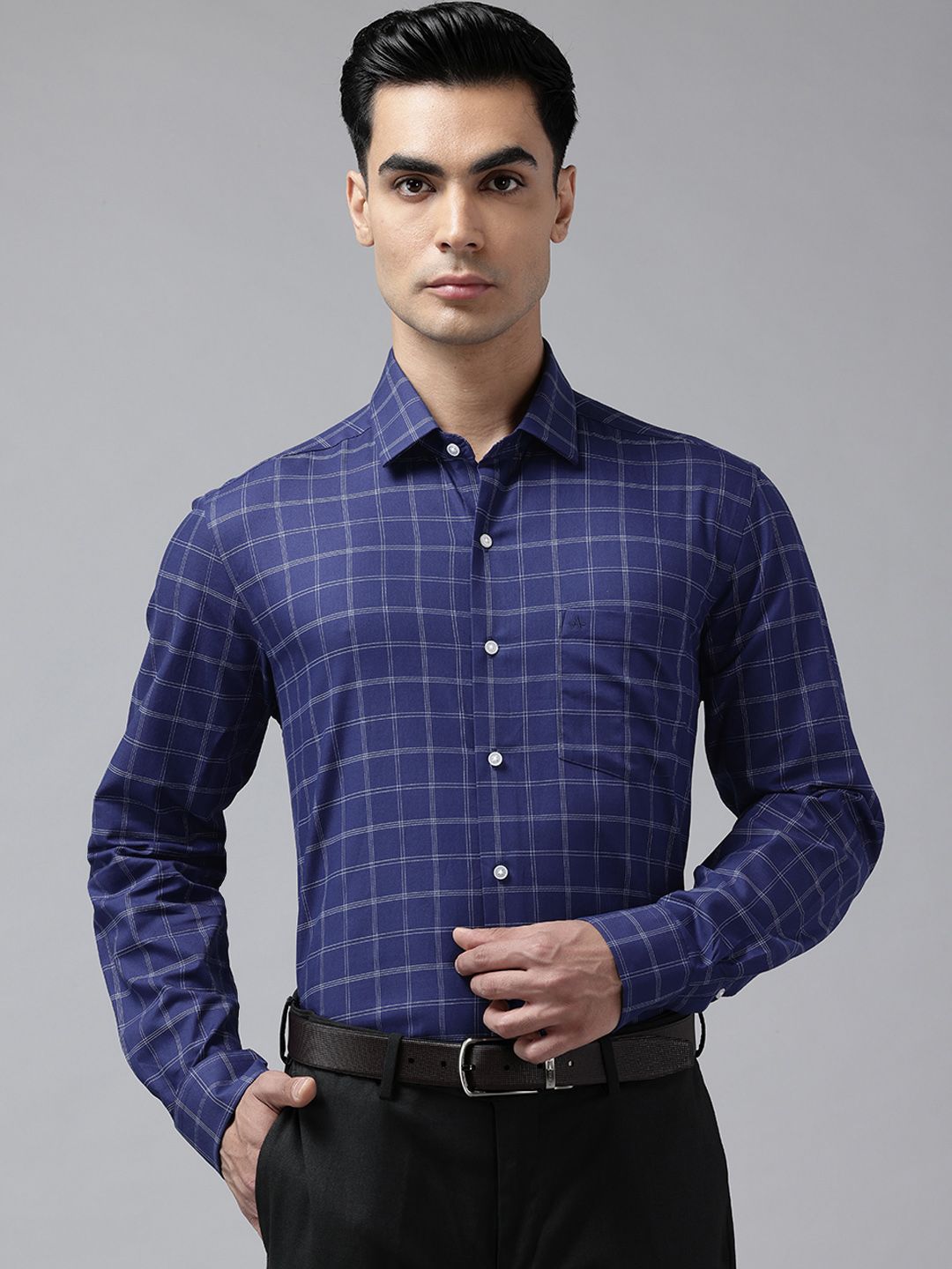 Arrow Slim Fit Formal Cutaway Collar Pure Cotton Shirt