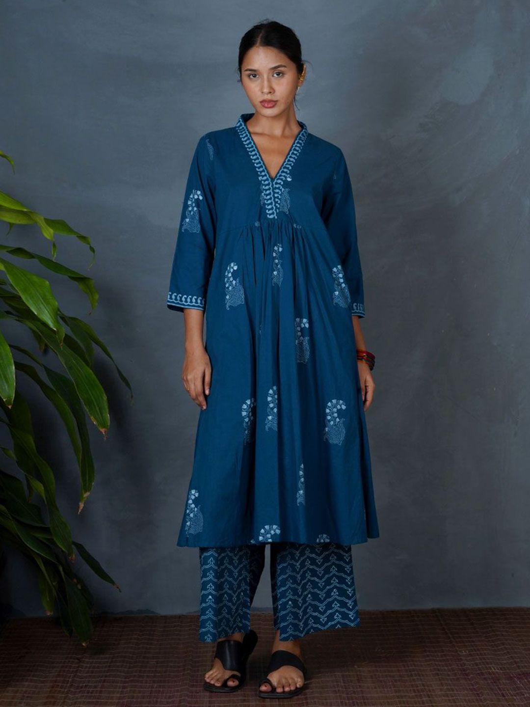 Chidiyaa Mya Abhrini Hand Block Printed V-Neck Pleated A-Line Pure Cotton Kurta