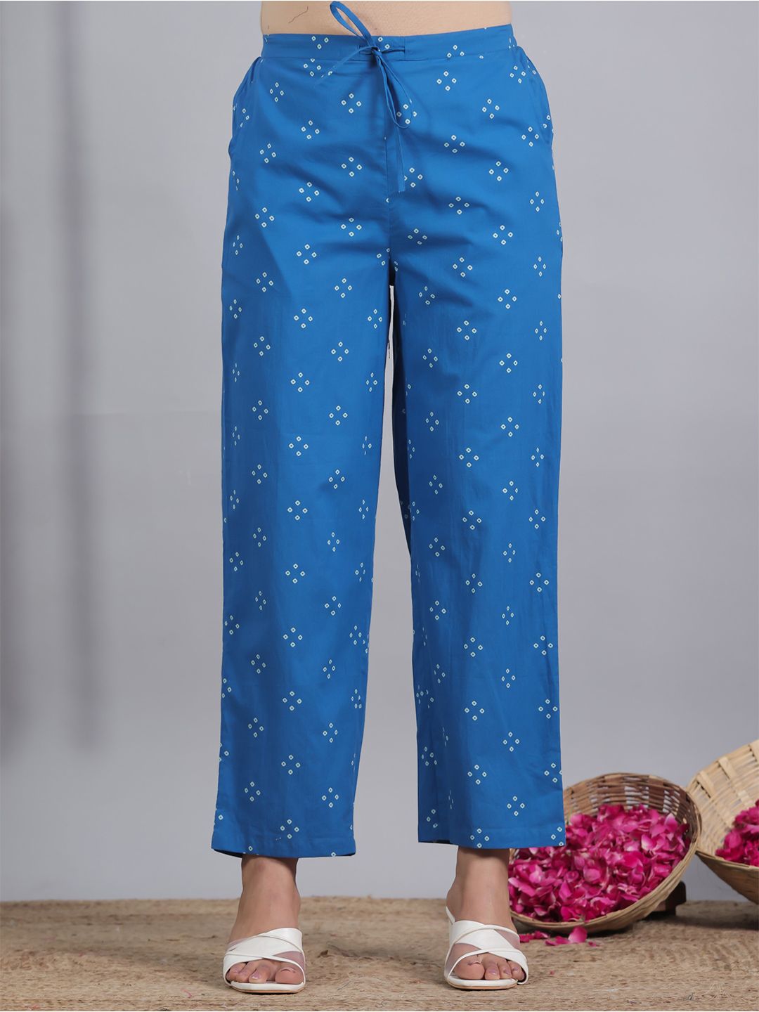 Aramya Women Bandhani Printed Soft Cotton Trousers