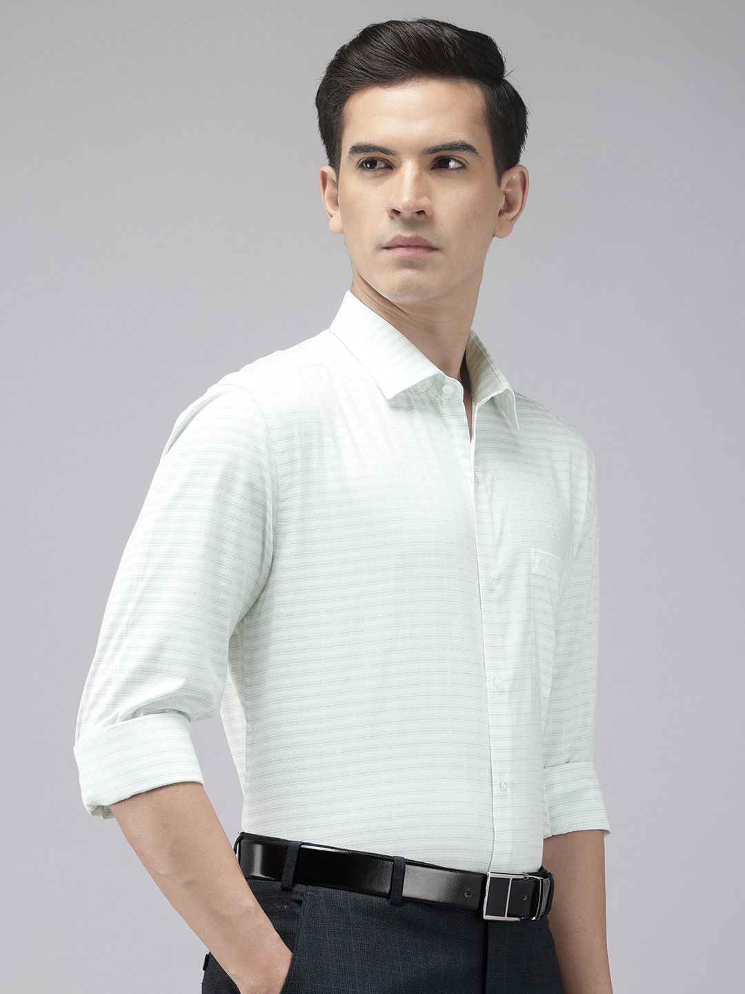 Arrow Arrow Manhattan Slim Fit Vertical Striped Pure Cotton Formal Shirt