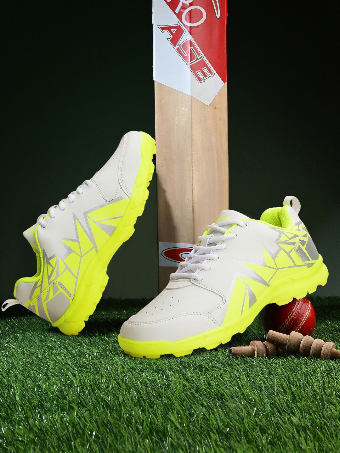 Liberty Men Cricket Non-Marking Shoes