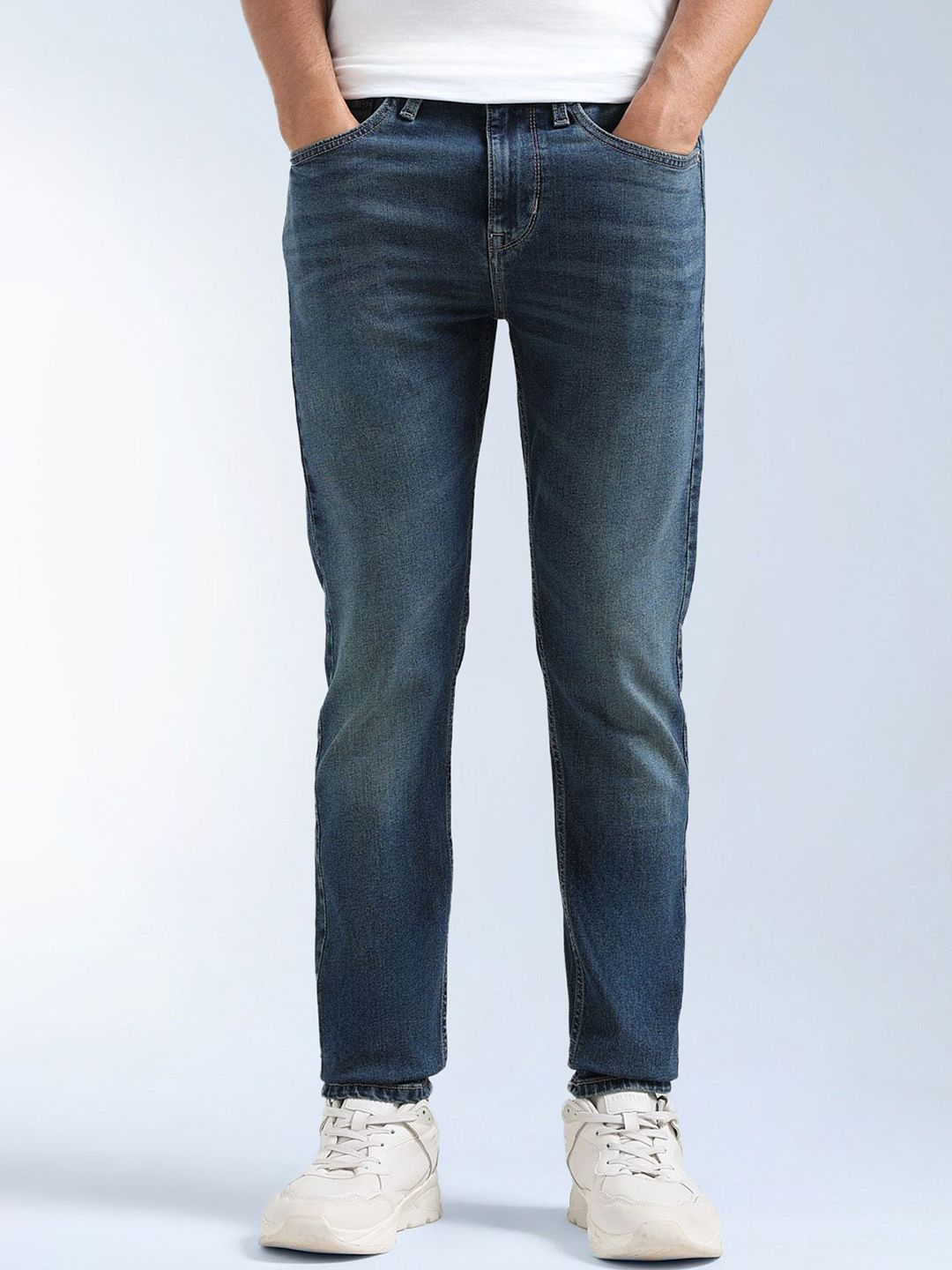 Flying Machine Men Tapered Fit Mid-Rise Light Fade Jeans
