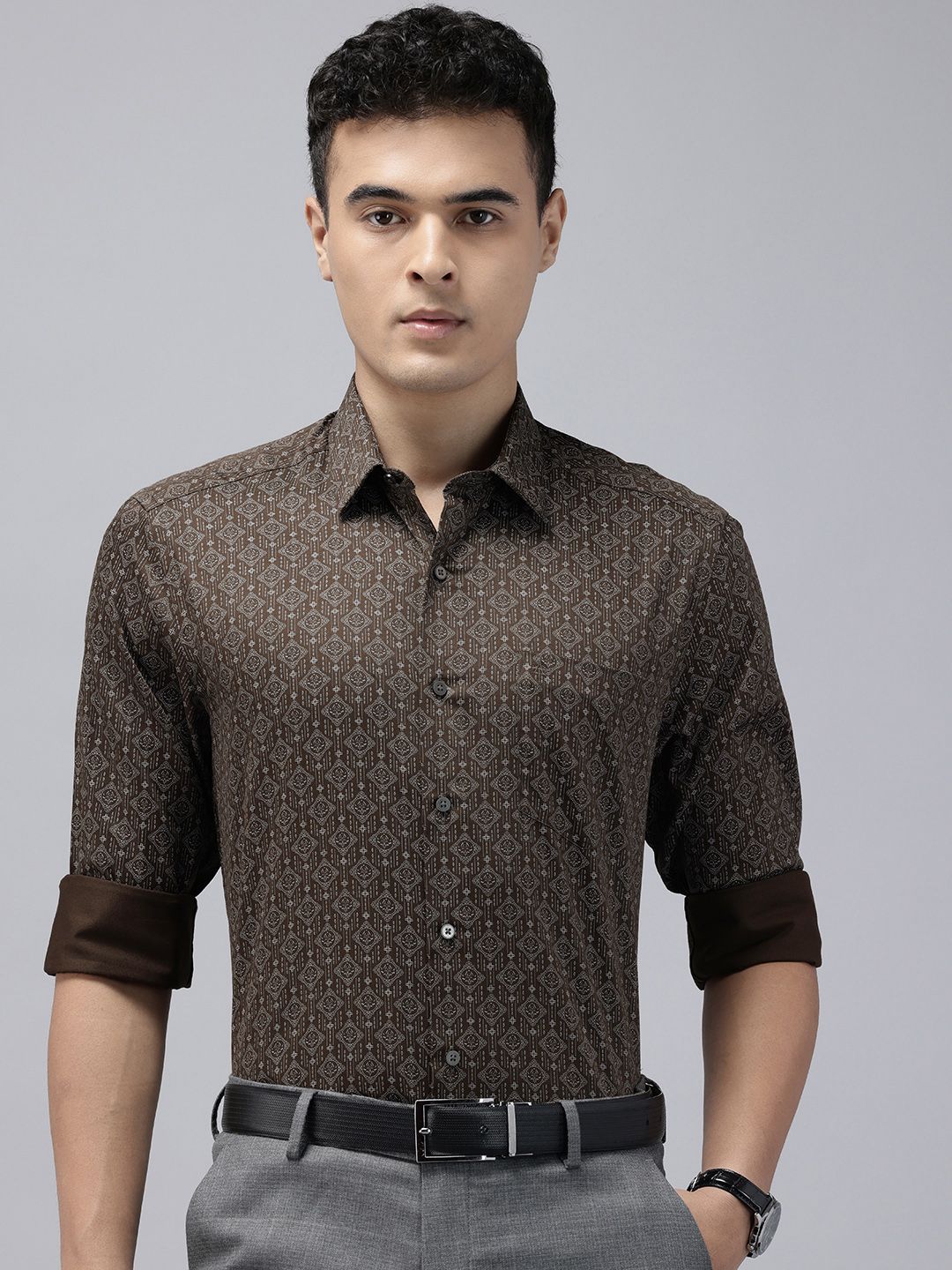Arrow Arrow Manhattan Slim Fit Ethnic Motifs Printed Pure Cotton Formal Shirt