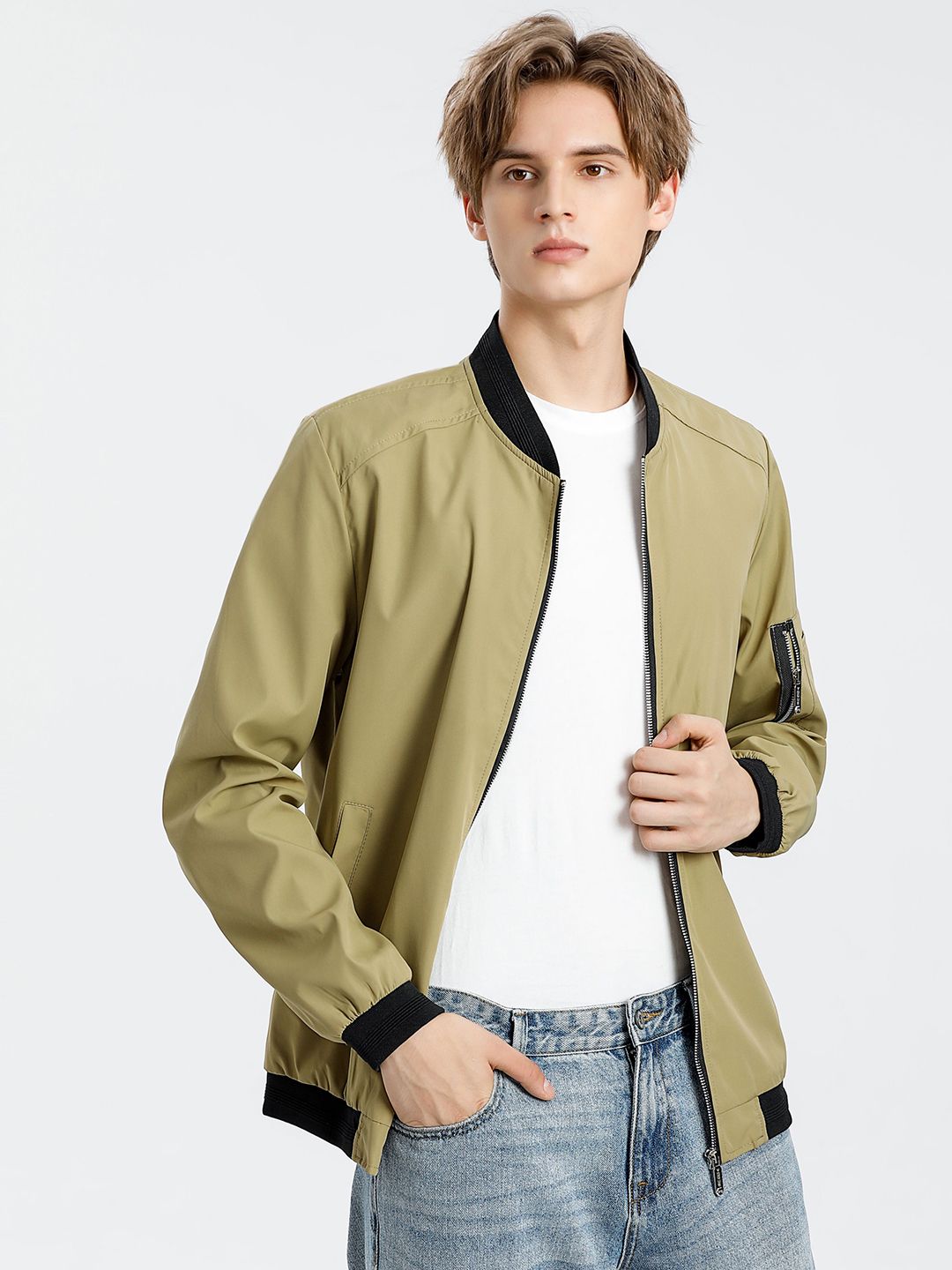 StyleCast x Revolte Men Colourblocked Lightweight Tailored Jacket