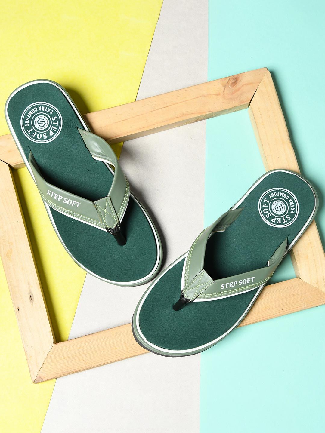 STEPSOFT Printed V-Shape Sliders with Soft Grip Footbed