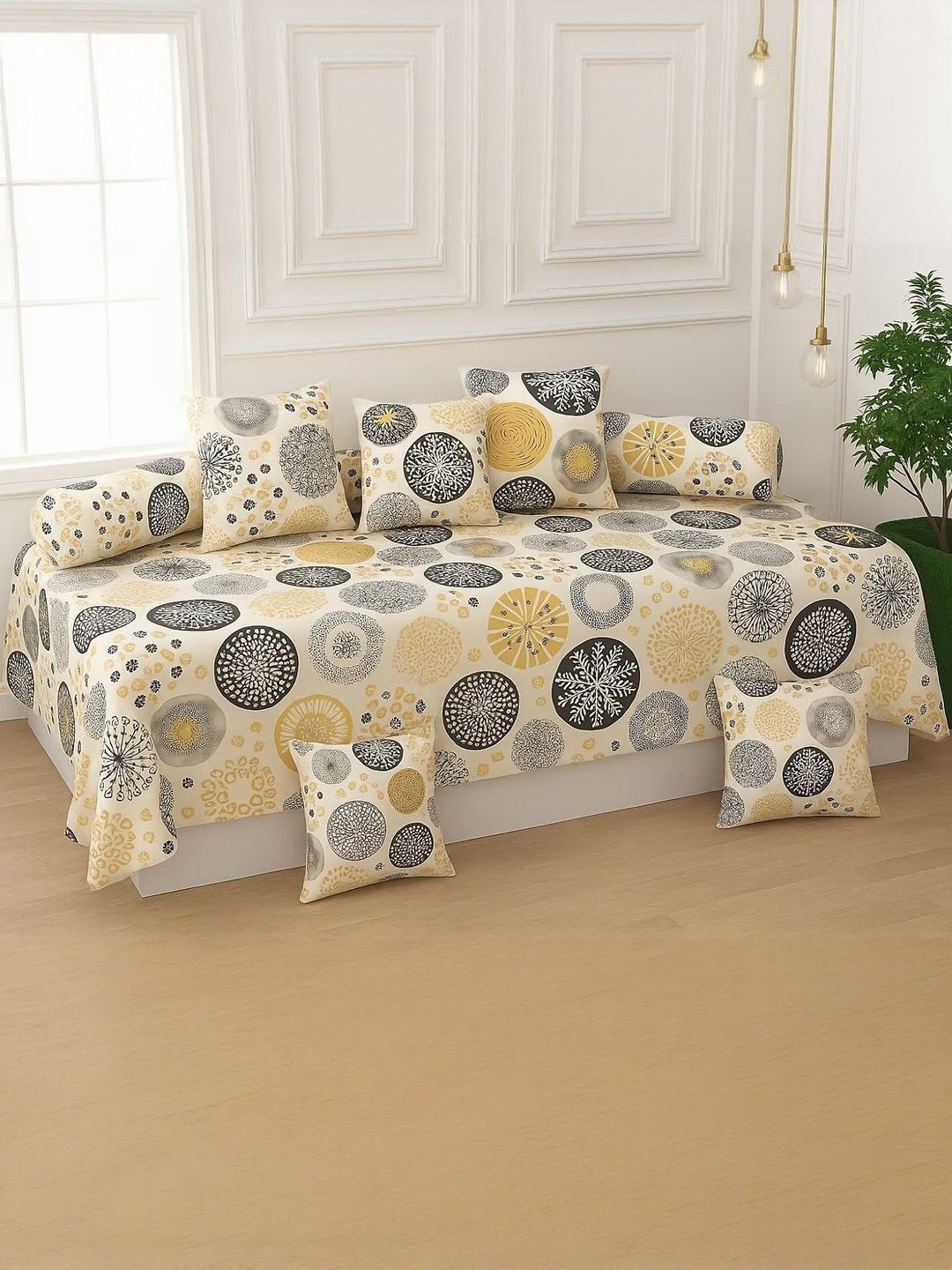 AMRANGE Pack of 8 Pieces Diwan Bedding Set