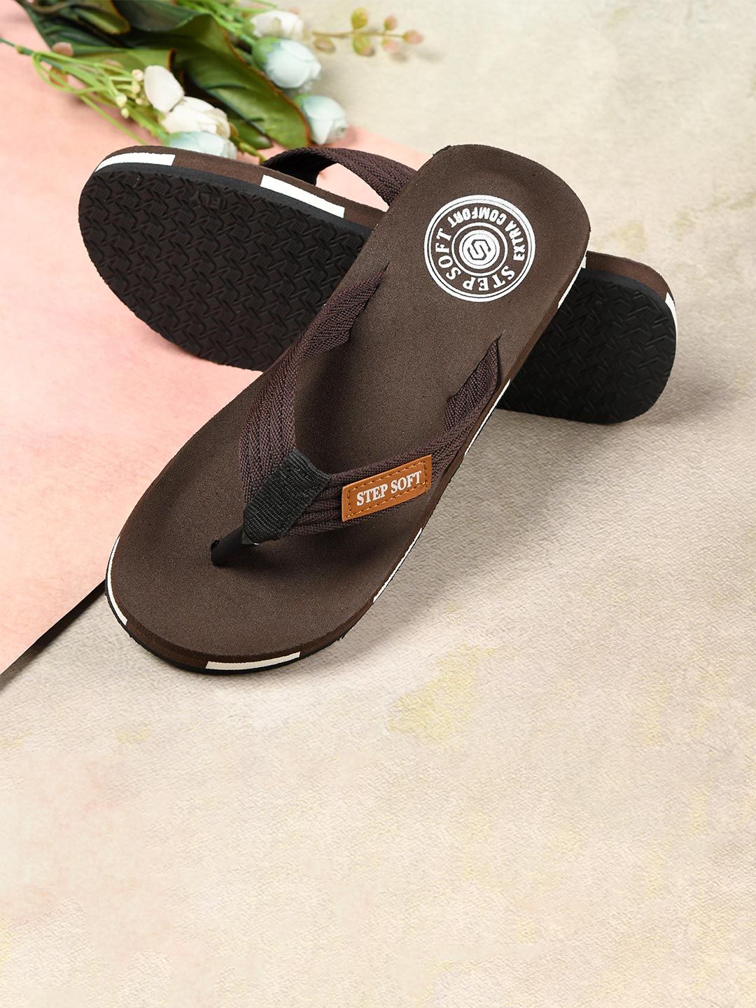 STEPSOFT Printed V-Shape Sliders with Cushioned Comfort Sole
