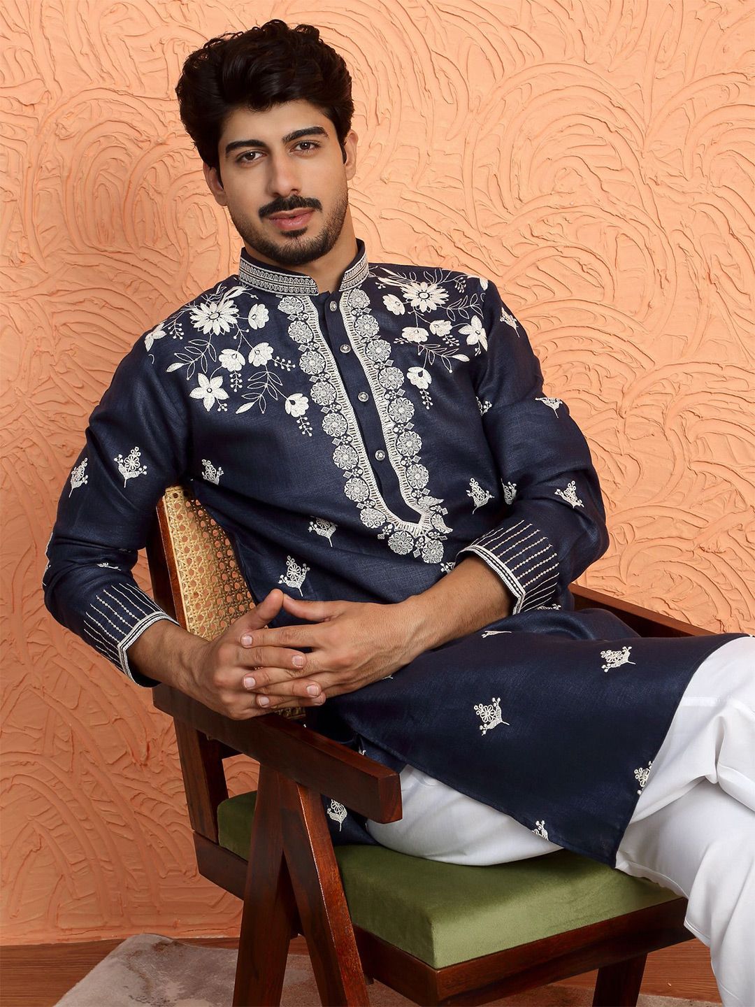 KRAFT INDIA LUXE Men Floral Yoke Design Cotton Kurta