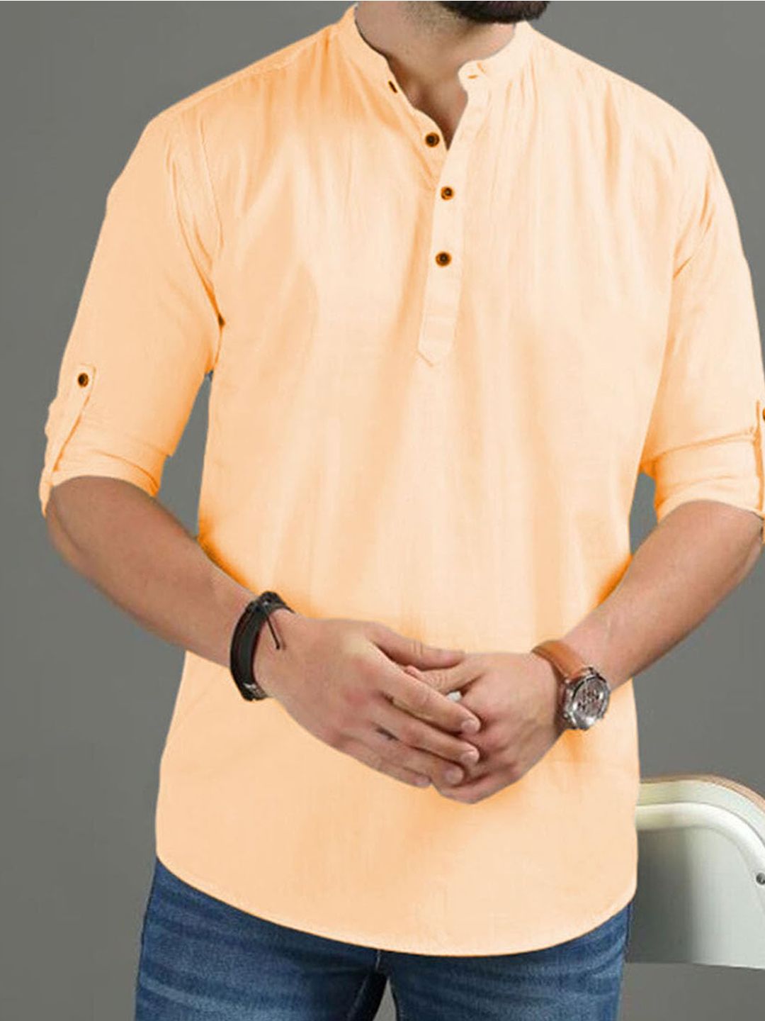 univibe Men Mandarin Collar Roll-Up Sleeves Kurta