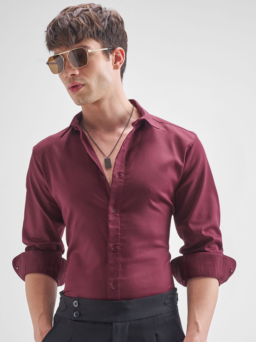 HIGHLANDER Men Slim Fit Solid Spread Collar Formal Shirt