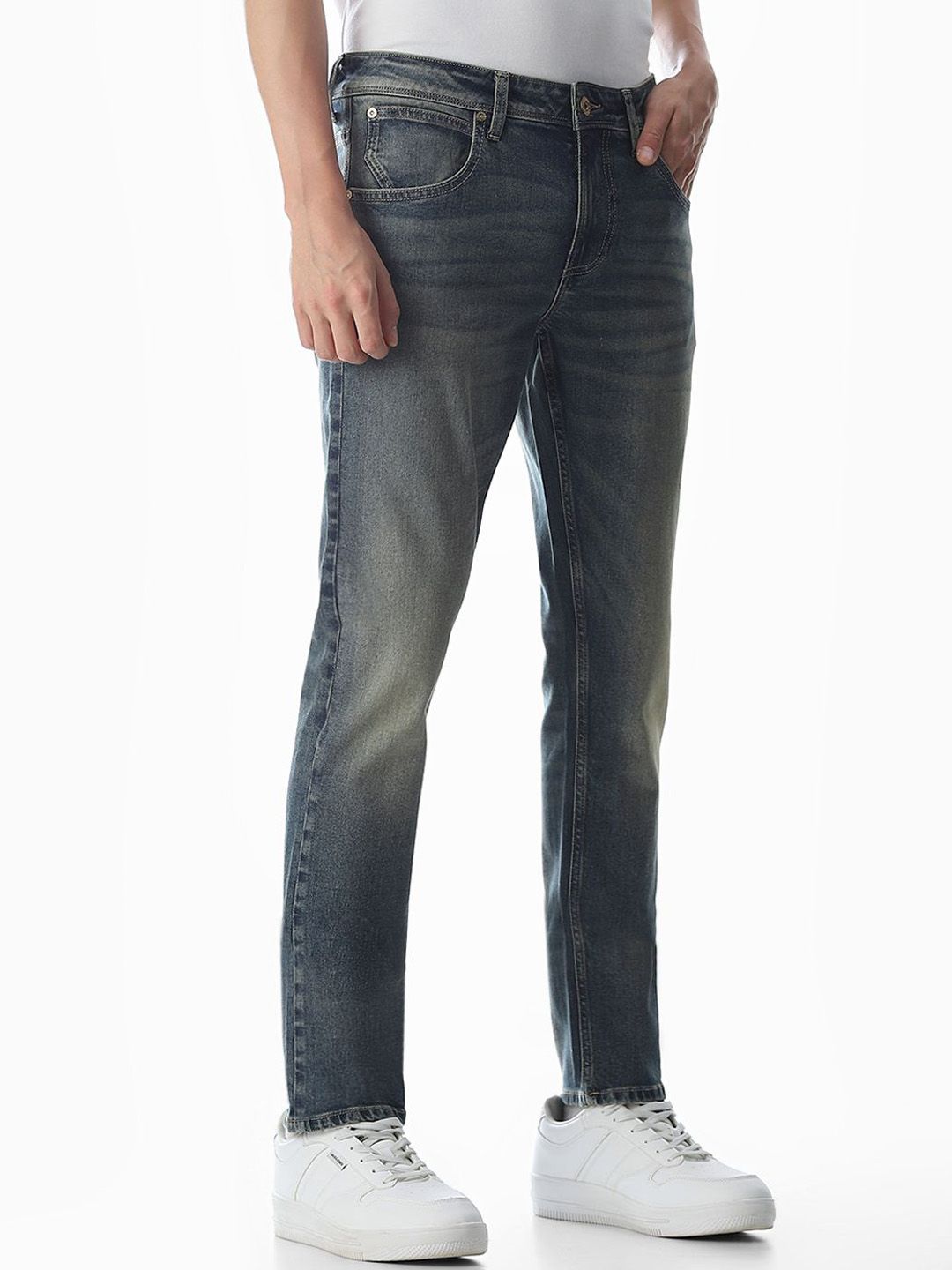 Slim Fit Low-Rise Light Fade Stretchable Jeans