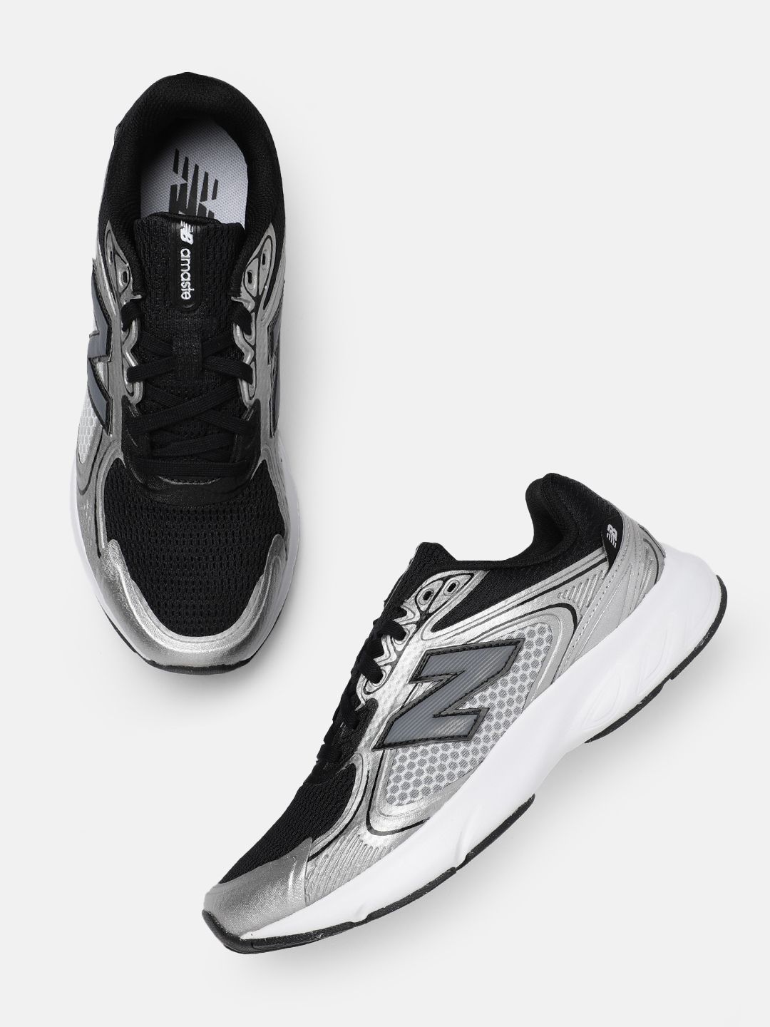 New Balance Men AMASTE Fresh Foam Running Shoes