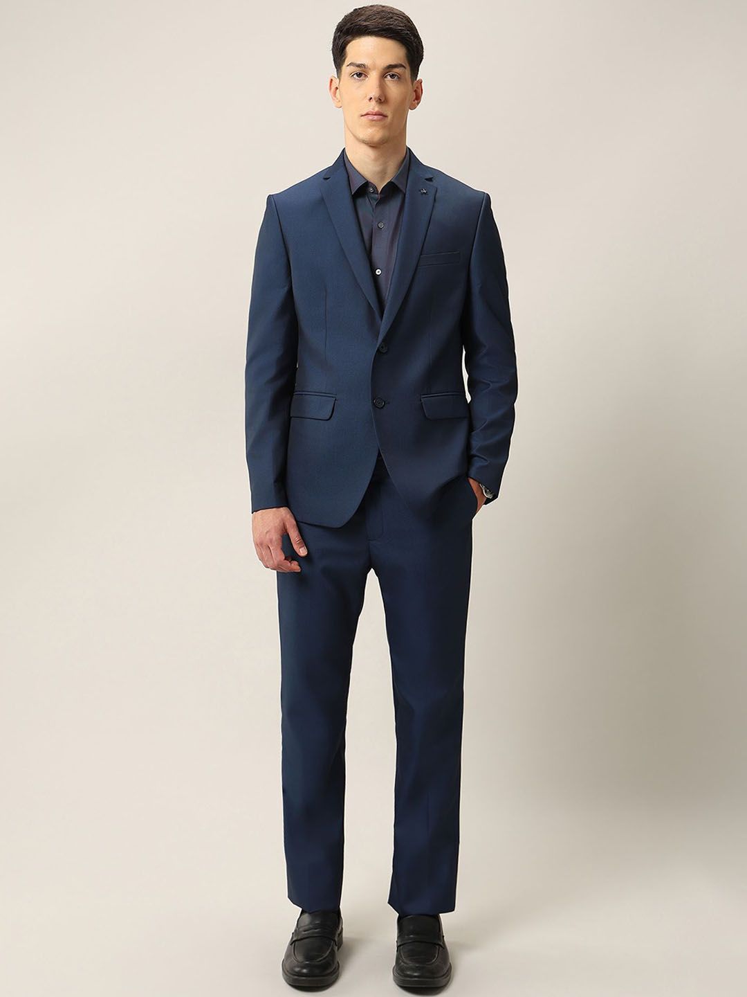 Arrow Men Tailored-Fit Notched Lapel Single-Breasted Two-Piece Formal Suit