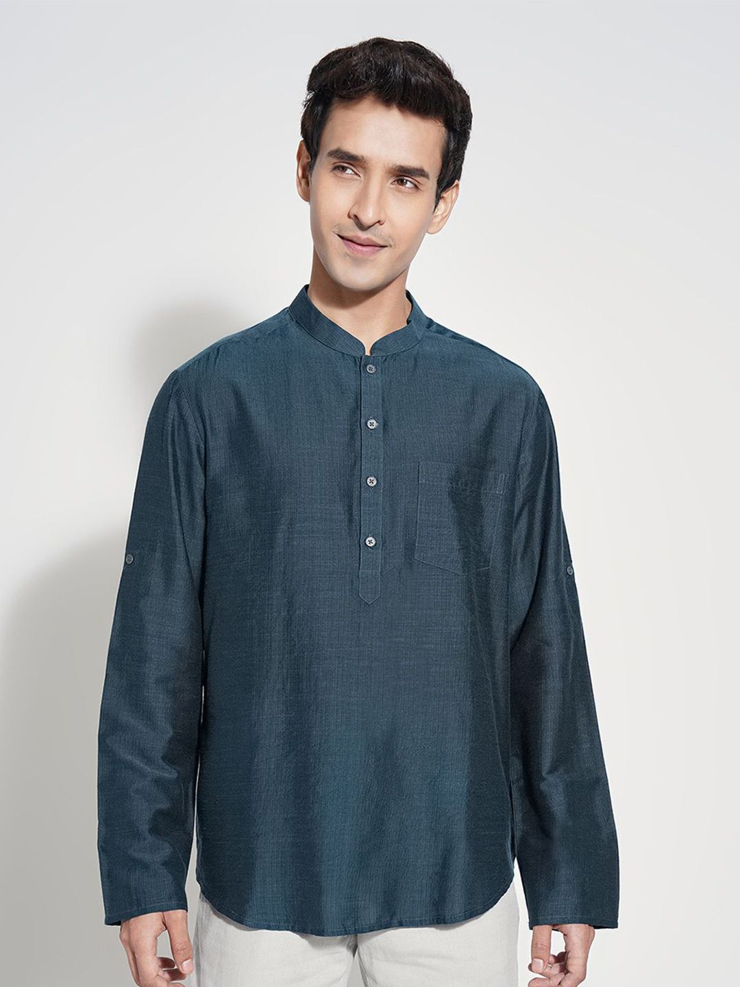 indus route by Pantaloons Men Solid Daily Pure Cotton Straight Kurta