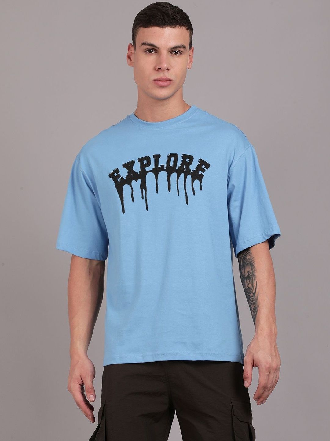 The Roadster Lifestyle Co.Typography Printed Relaxed-Fit Drop Shoulder Pure Cotton T-Shirt