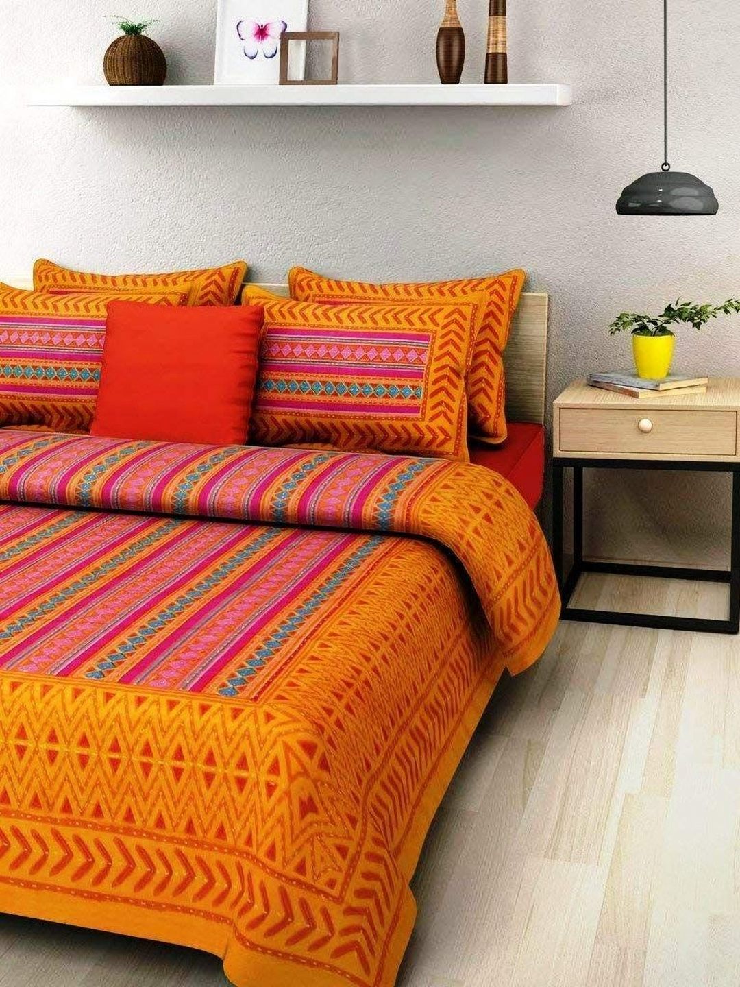UNIBLISS Yellow & Pink Geometric 144 TC Queen Bedsheet Set-2.5m x 2.24m