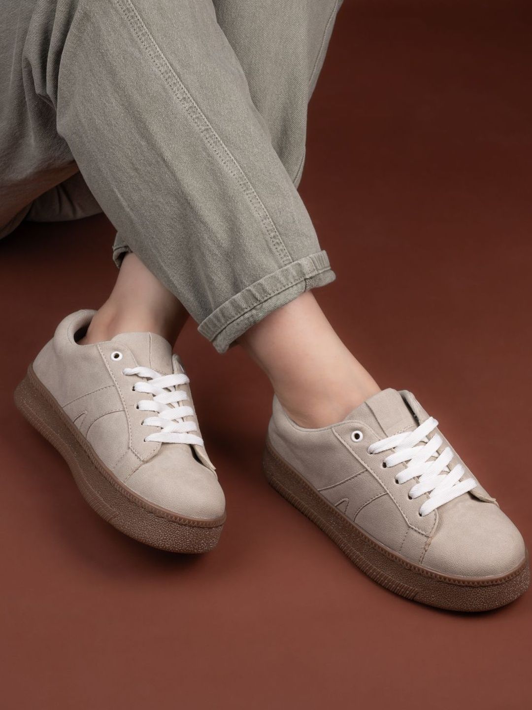 Roadster Women Beige Solid Sneakers