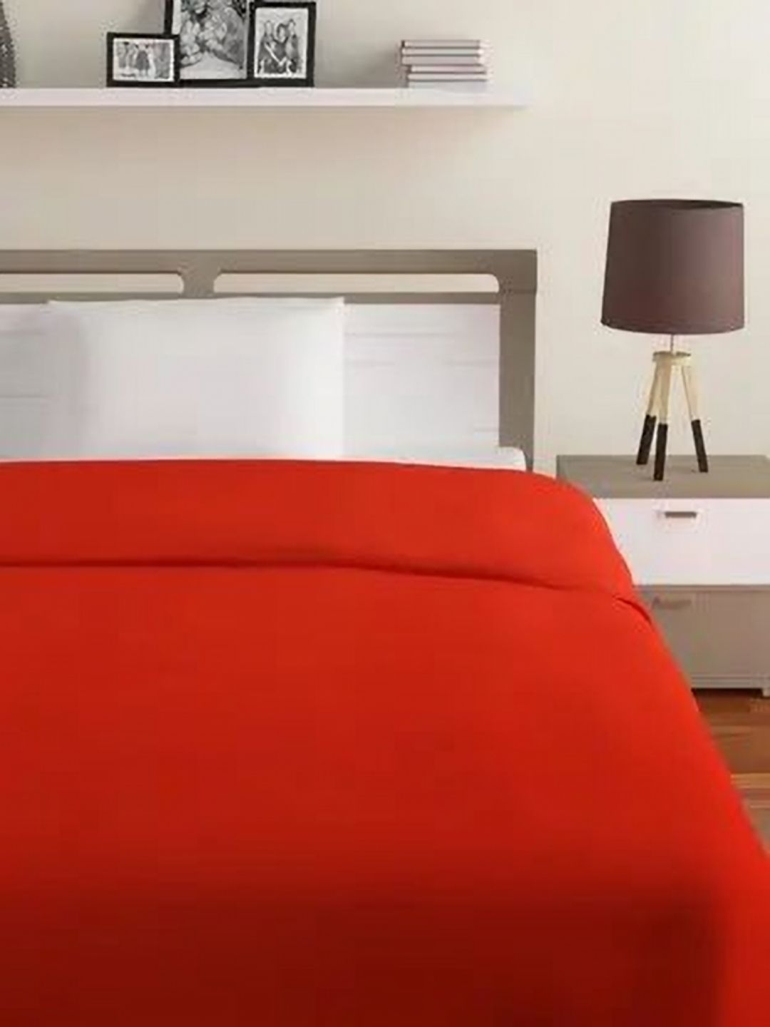 Steve & Anderson Red Striped 180 GSM AC Room Double Bed Quilt Offers & Cashback