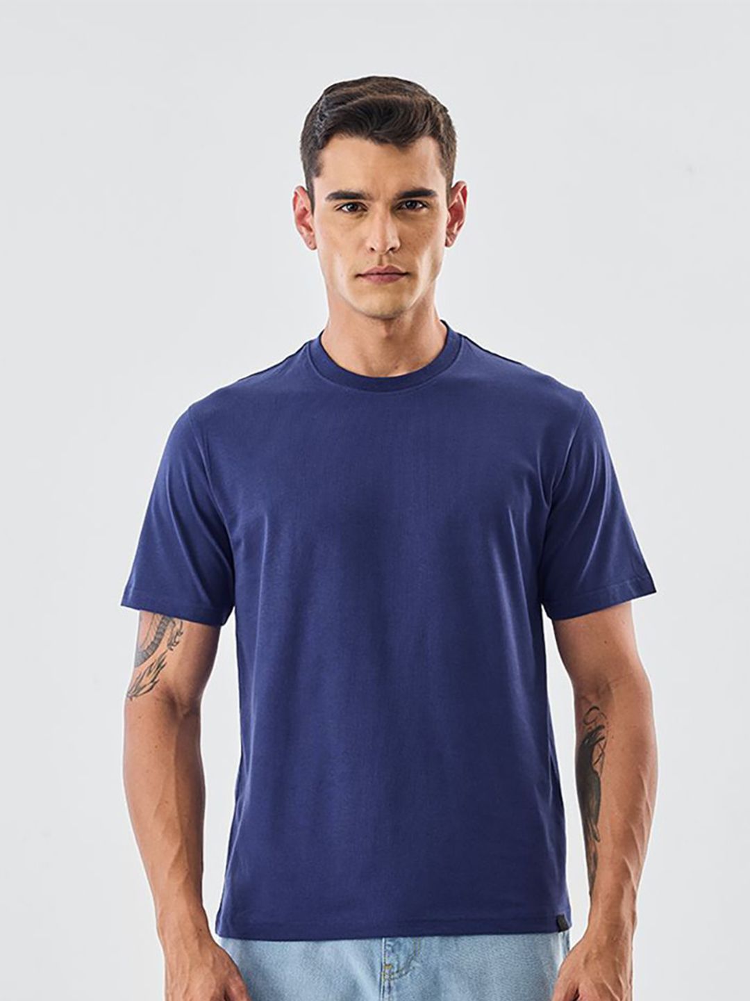 Snitch Men Solid Round Neck Pure Cotton T-shirt