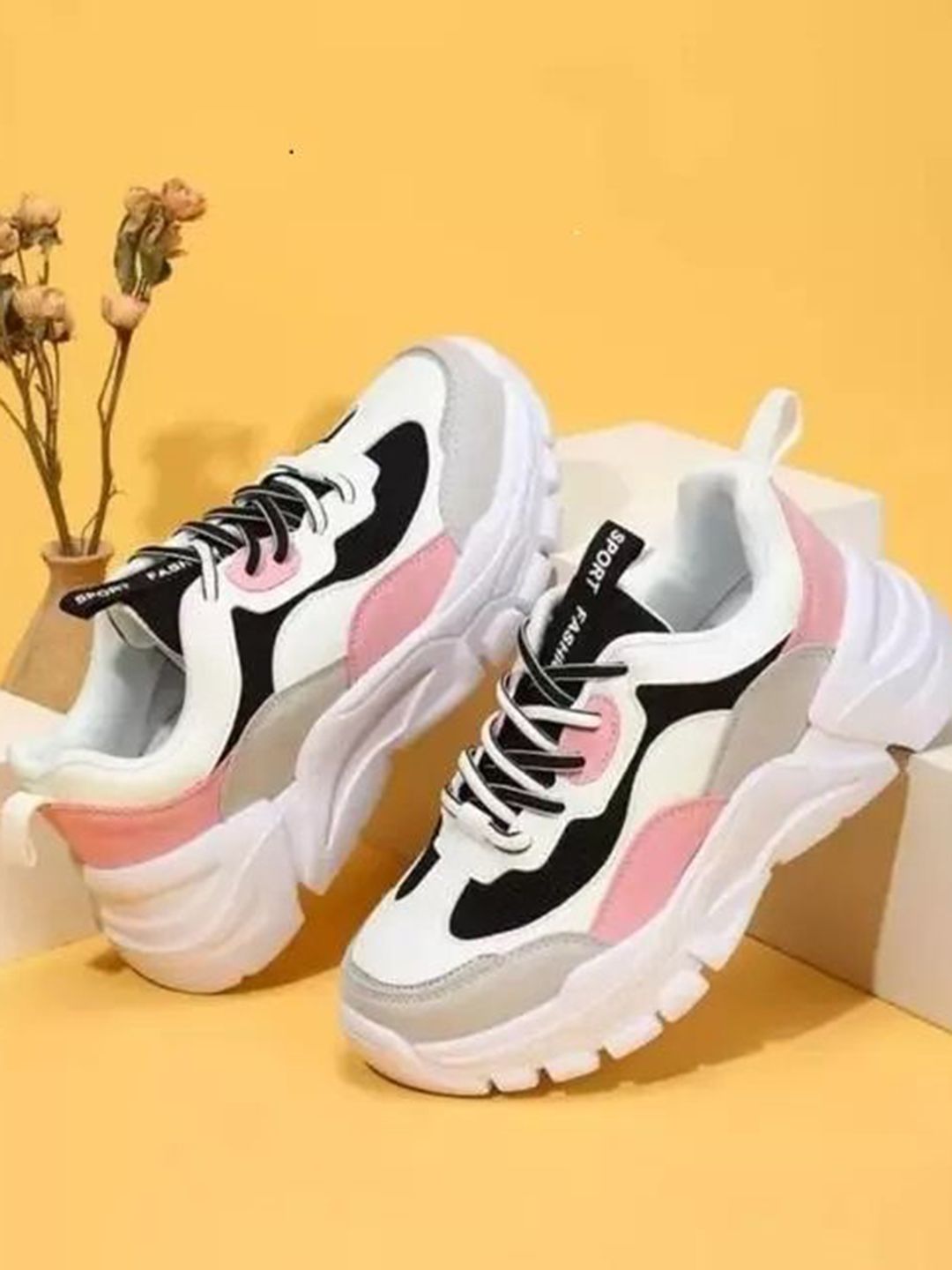 Deals4you Girls Colourblocked Lace-Ups Sneakers