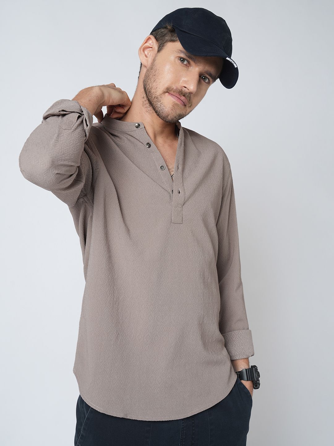 VASTRADO Men Thread Work Grey Diamond Weave Textured Kurta